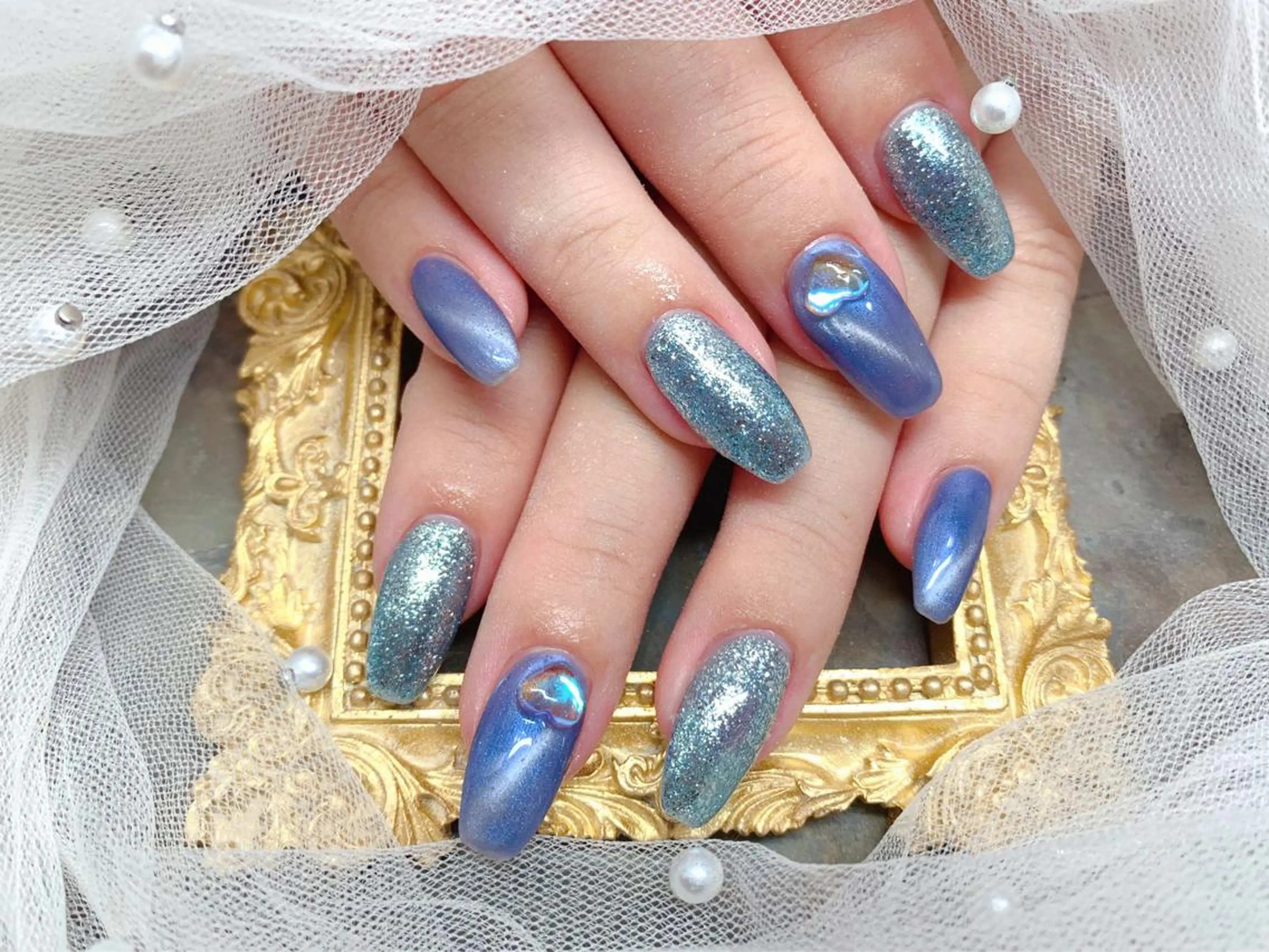 ネイル ハンドネイル マジック ミラーのネイルデザイン