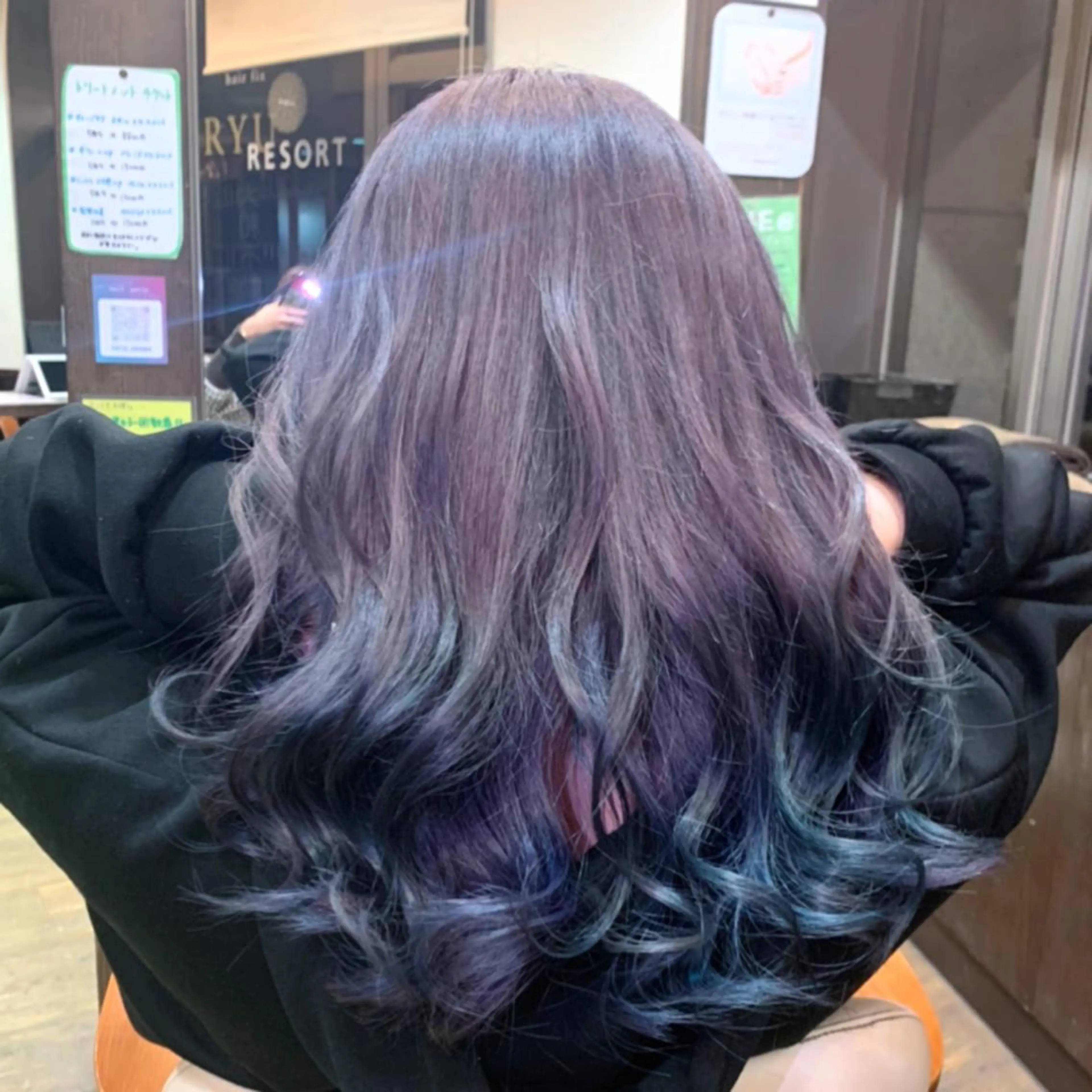 セミロング カラー カット ヘアカラー 佐藤 瑚碧のヘアスタイル