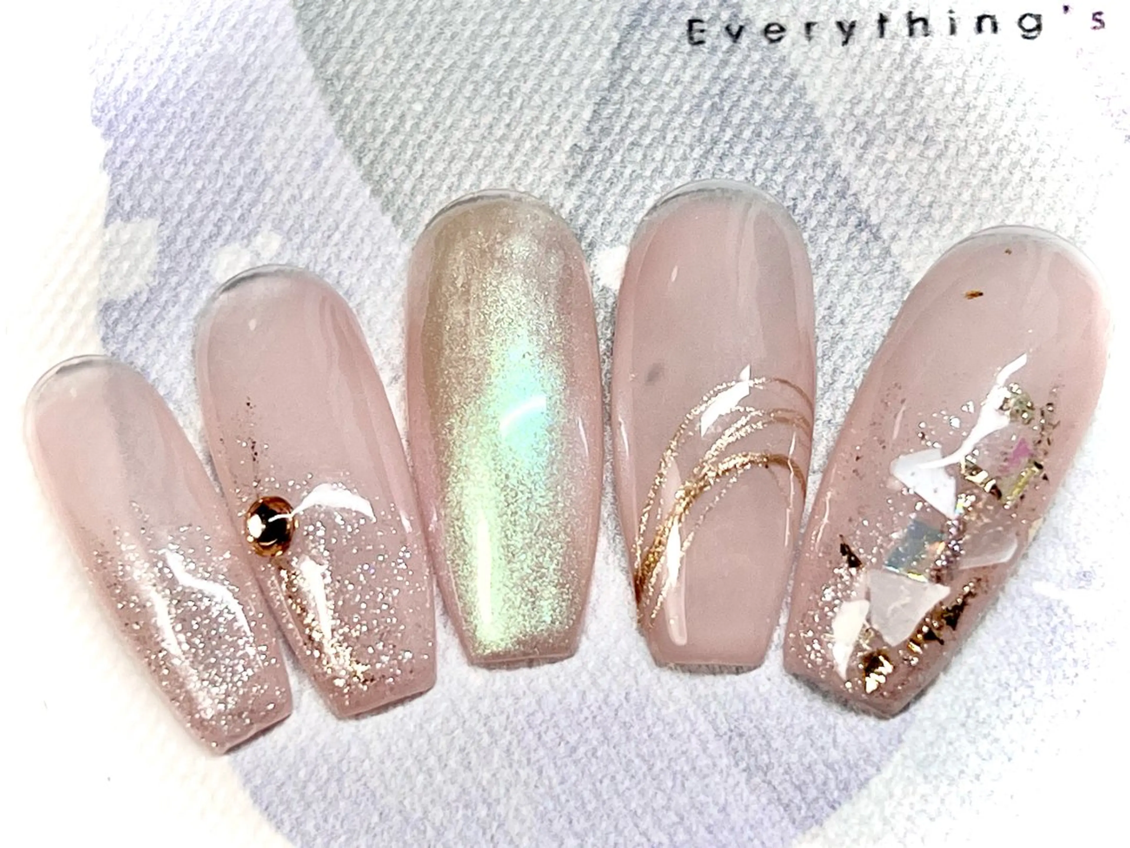 ネイル オフィスネイル 加藤 恵のネイルデザイン