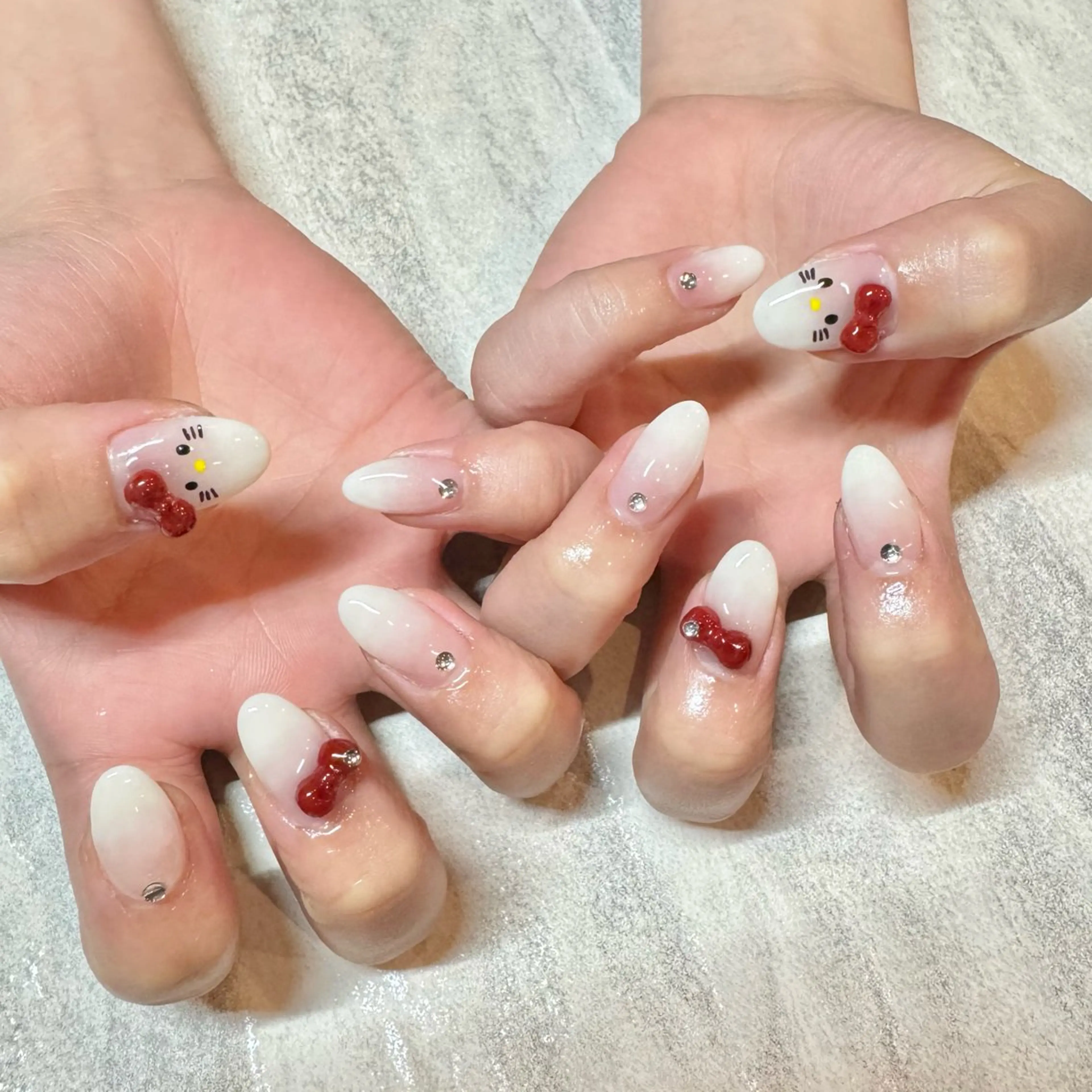 ネイル MIZUKI 🌏NEWWORLDのネイルデザイン