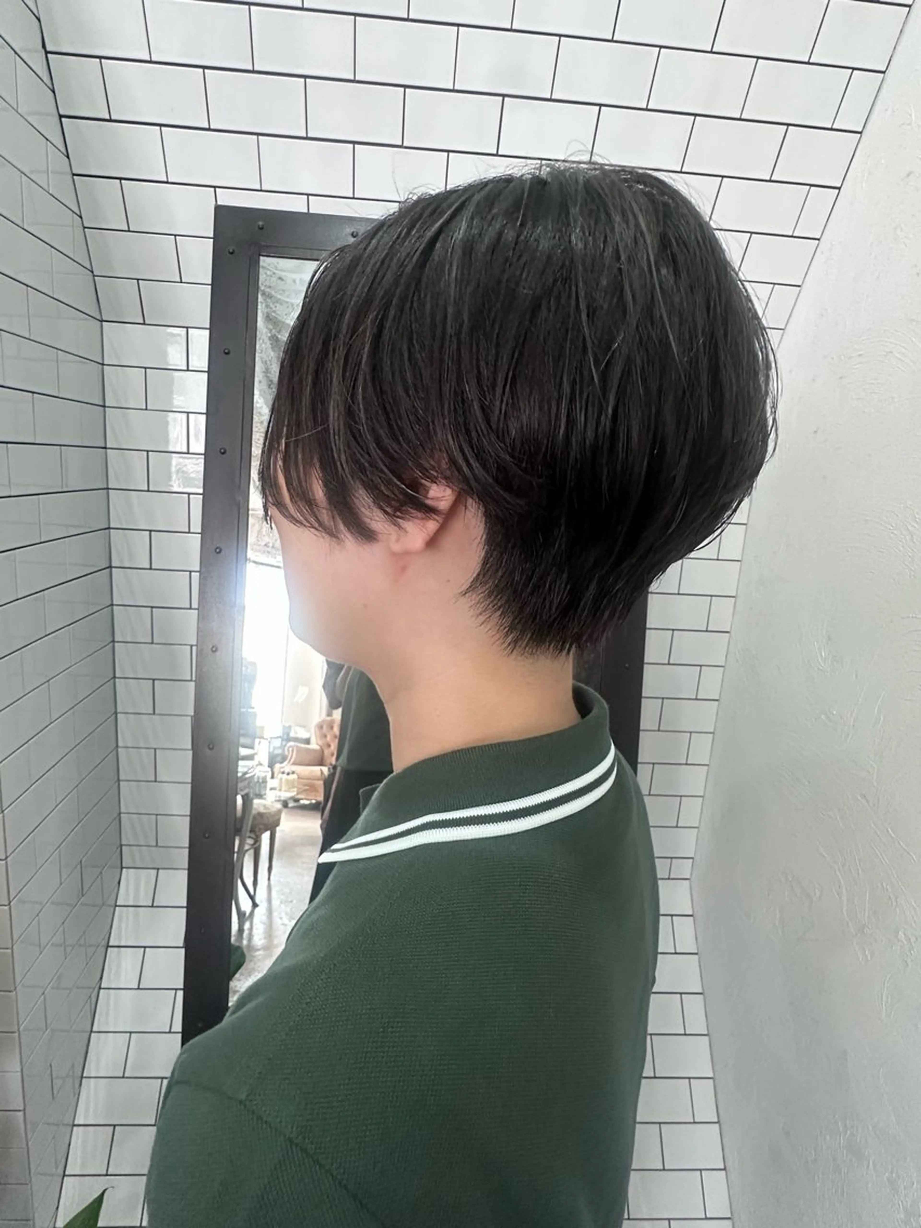 ショート カット ヘアカラー トリートメント 妙見 知洋のヘアスタイル