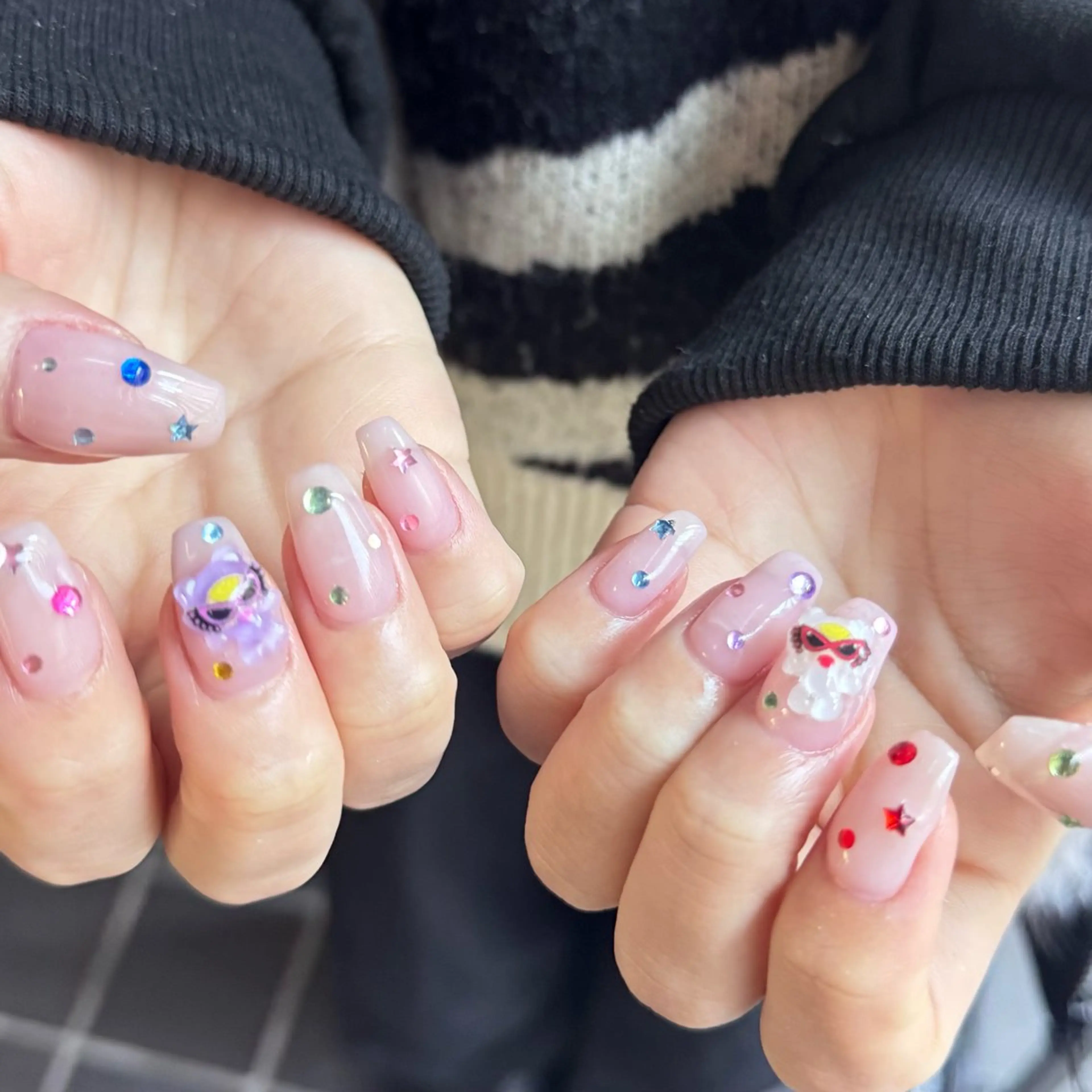 ショート 小川 柚香のネイルデザイン