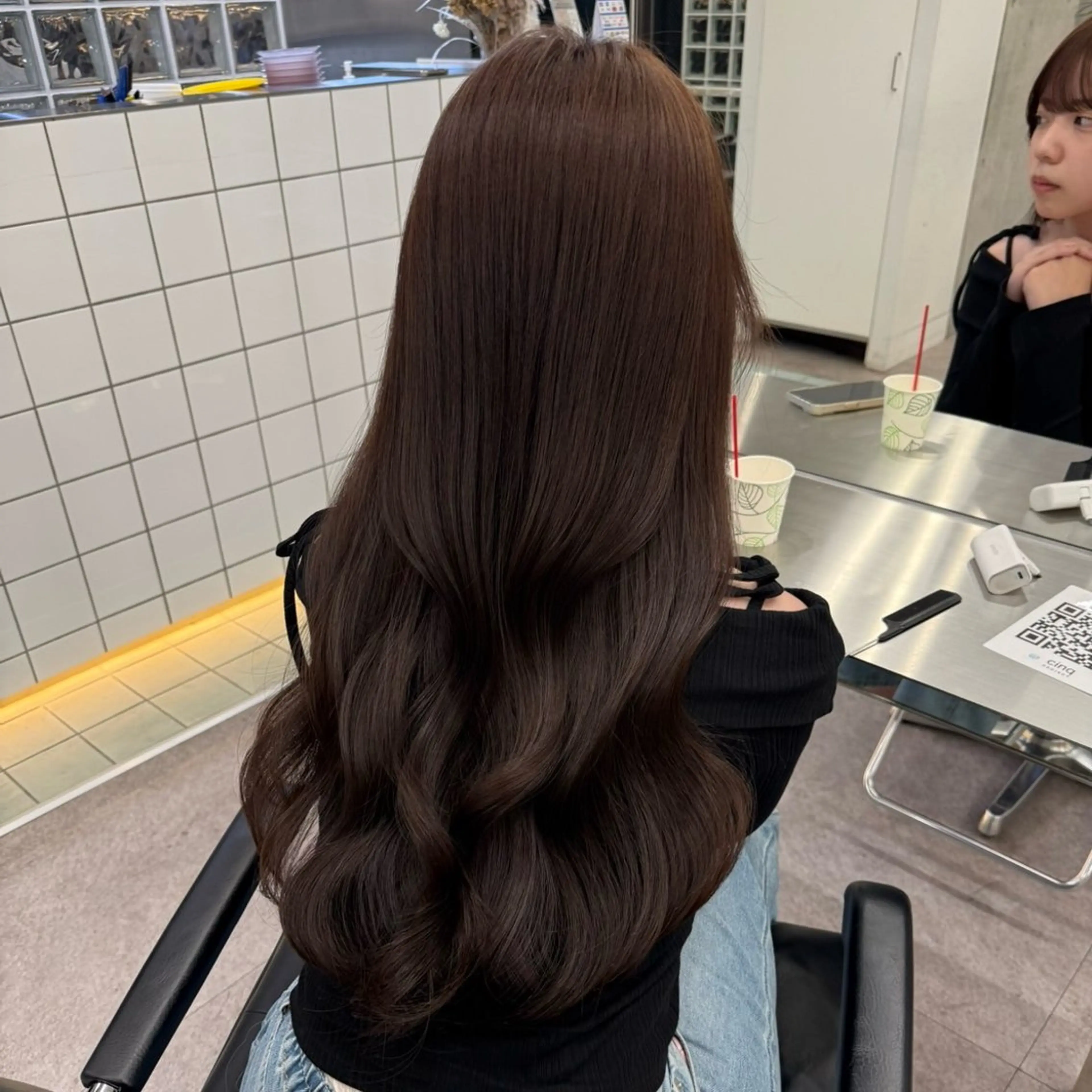 ロング カラー ヘアアレンジ 望月 菜央のヘアスタイル