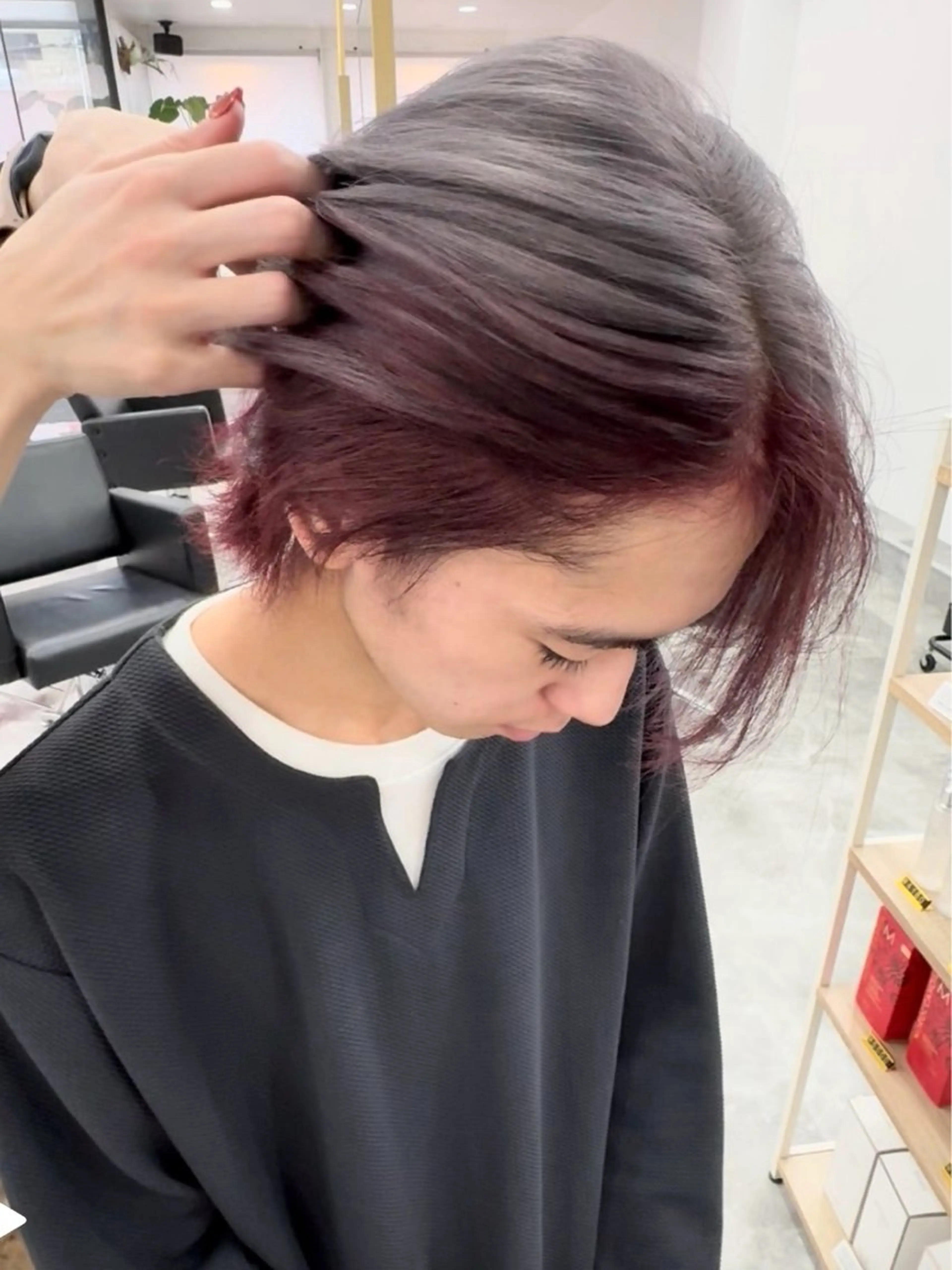 ショート ヘアカラー ROSEL はしぐち ななみのヘアスタイル