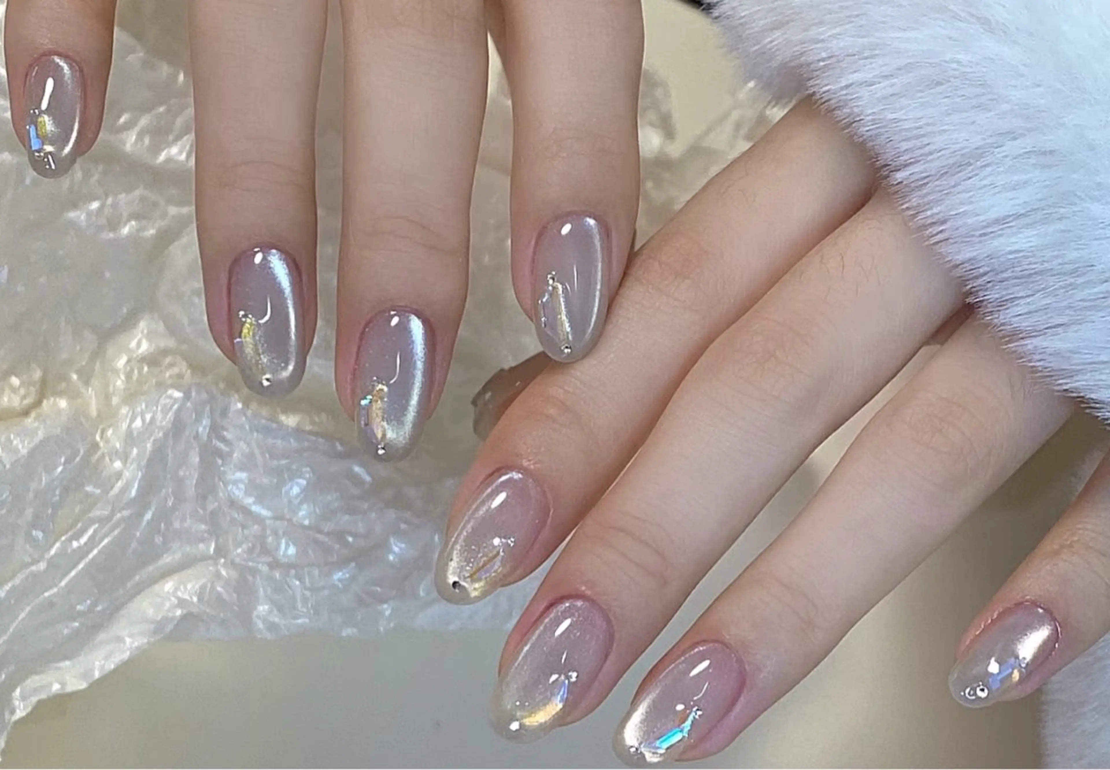 ネイル アートネイル オーロラネイル チークネイル フレンチネイル ガラスフレンチ ハンドネイル 🎀🎀YooLi Nail Salonのネイルデザイン
