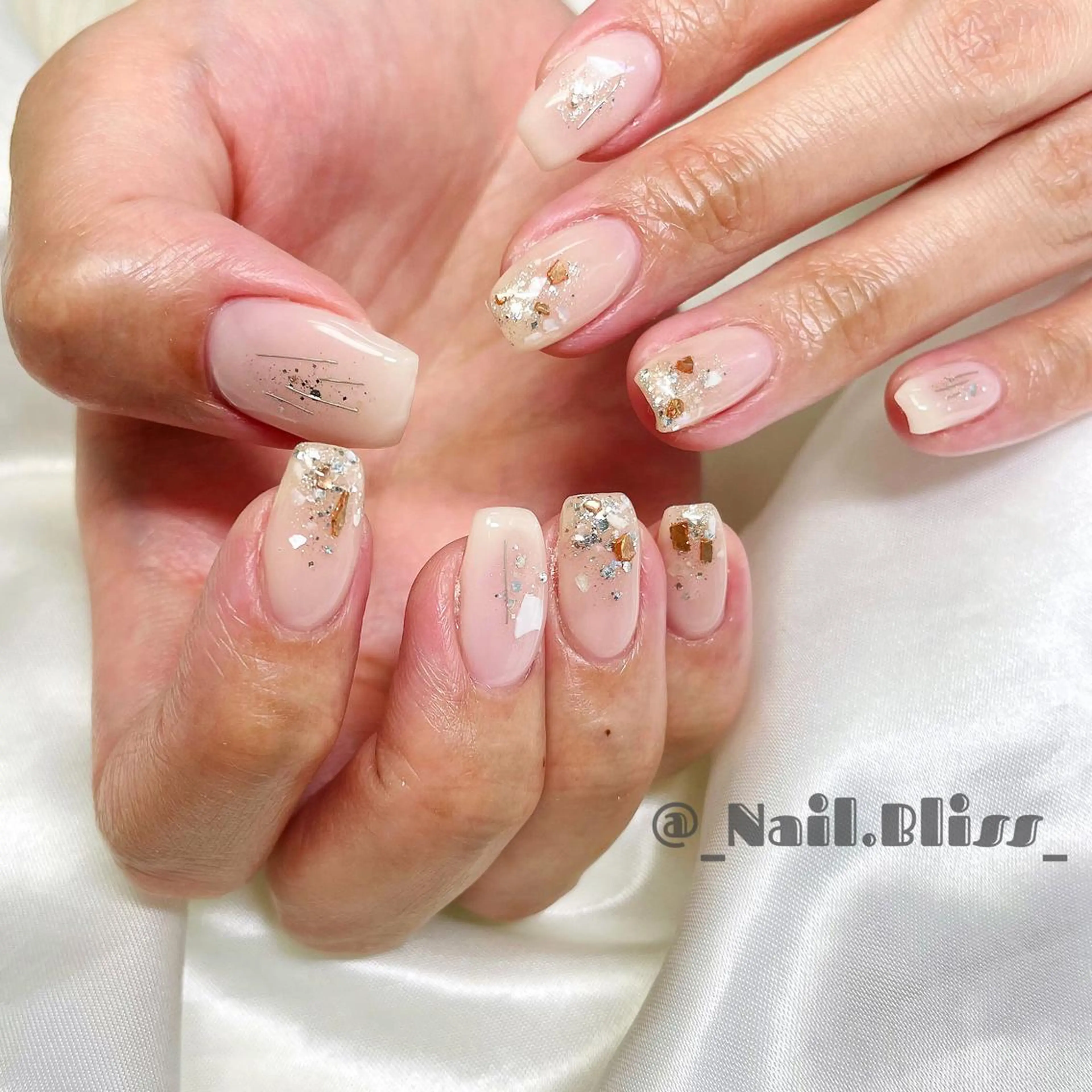 ネイル ニュアンスネイル ハンドネイル NAIL BLISSのネイルデザイン