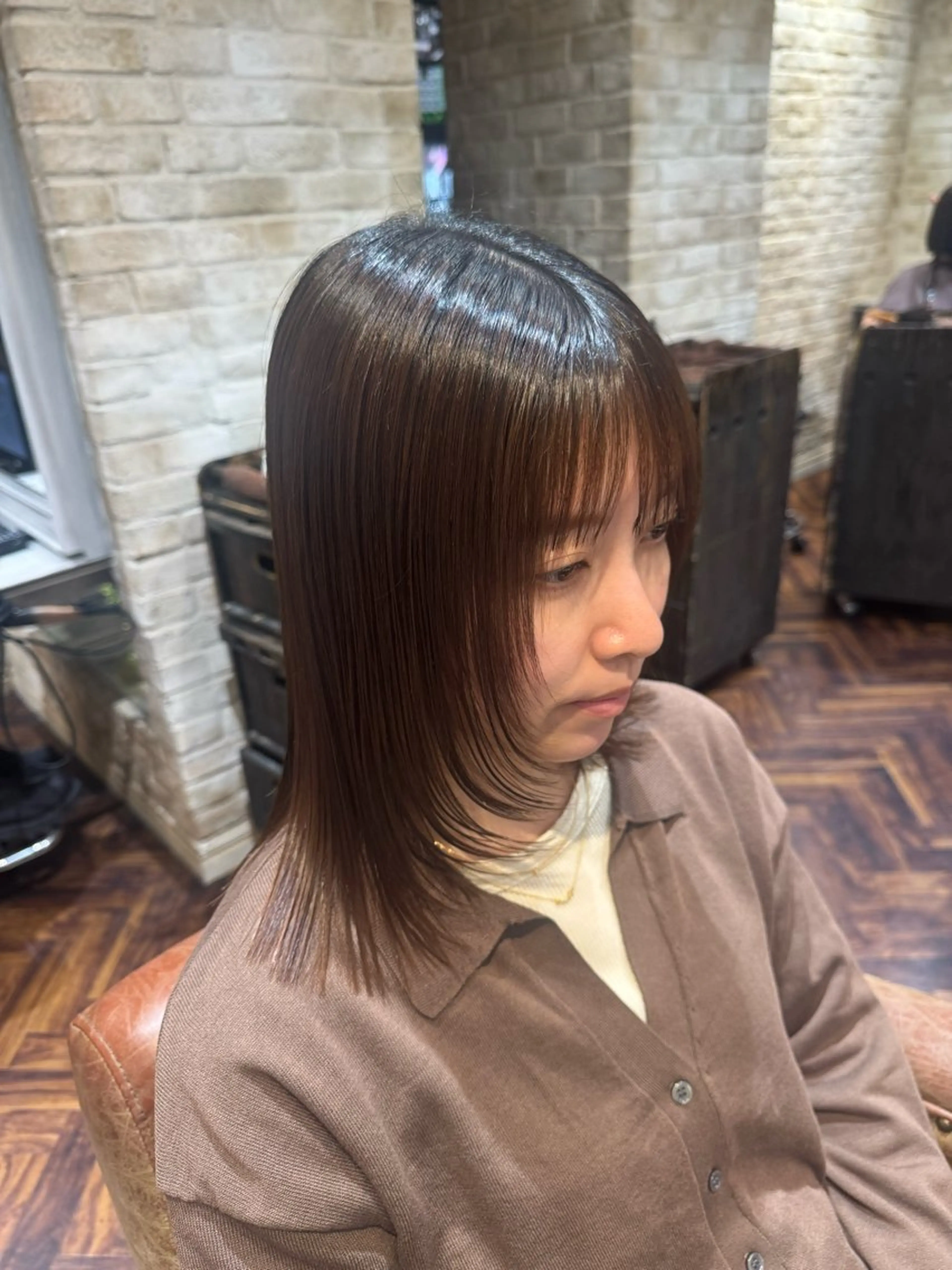 セミロング Y U K Iのヘアスタイル