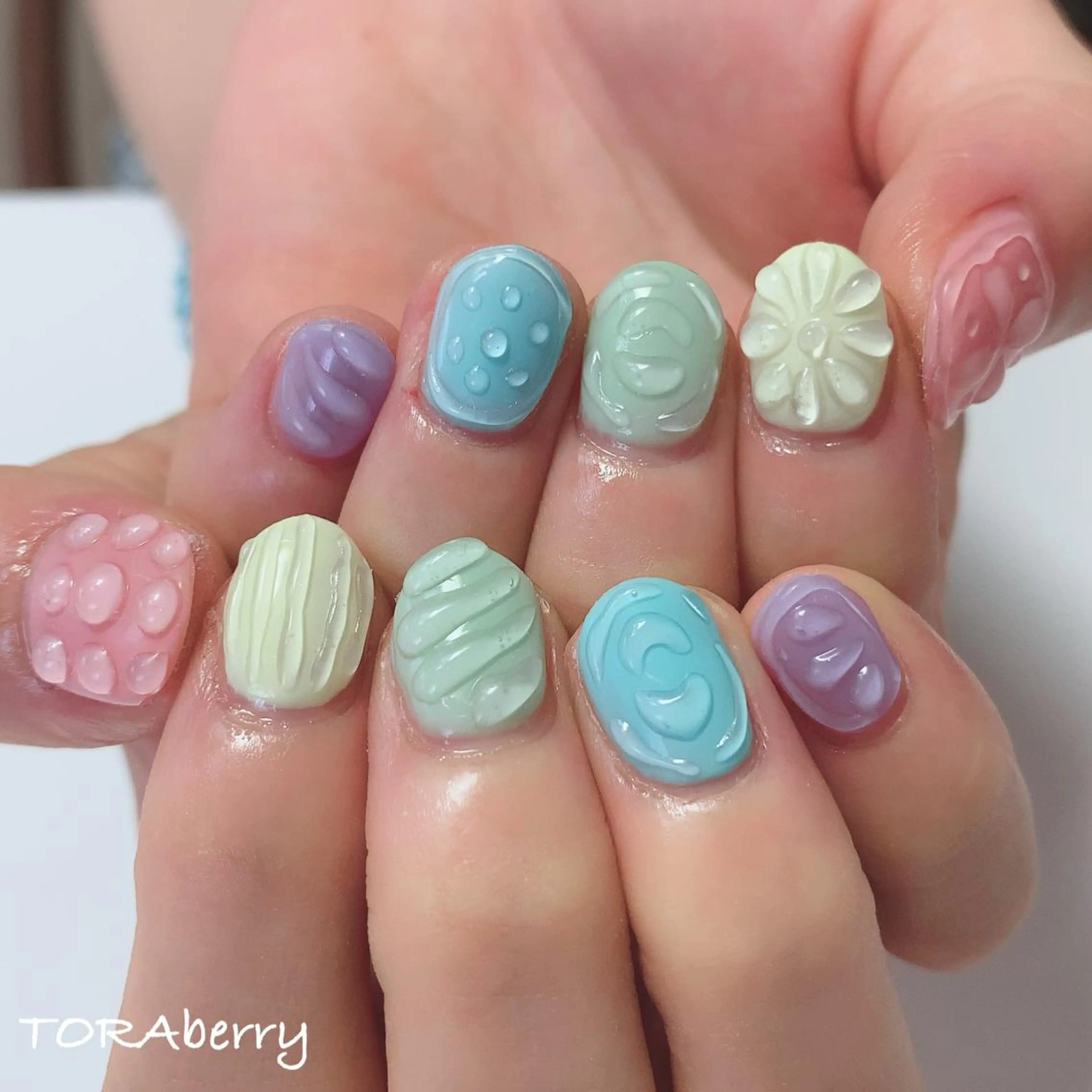 ネイル ハンドネイル ネイリスト なつみのネイルデザイン