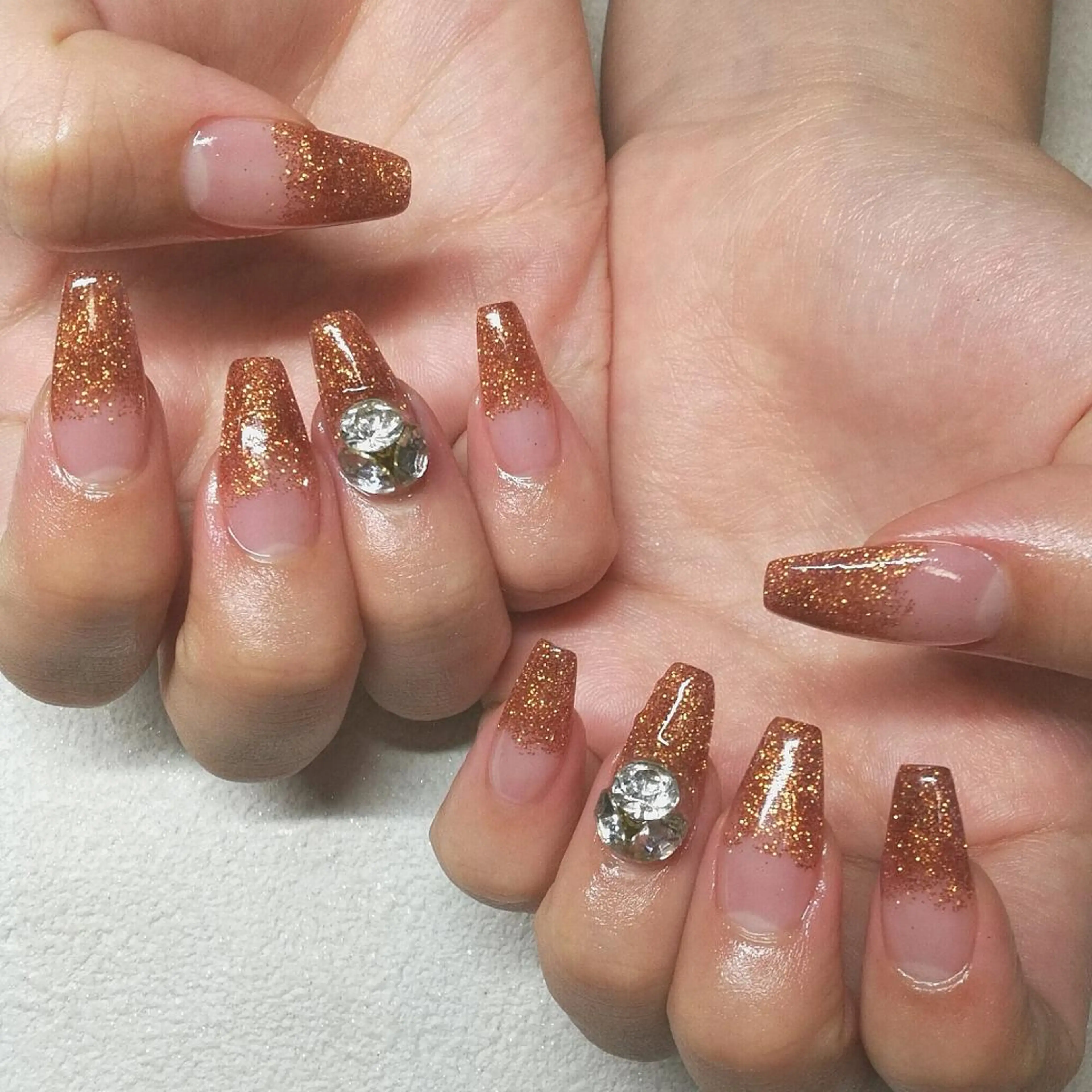 ネイル ストーンネイル private nailsalonのネイルデザイン