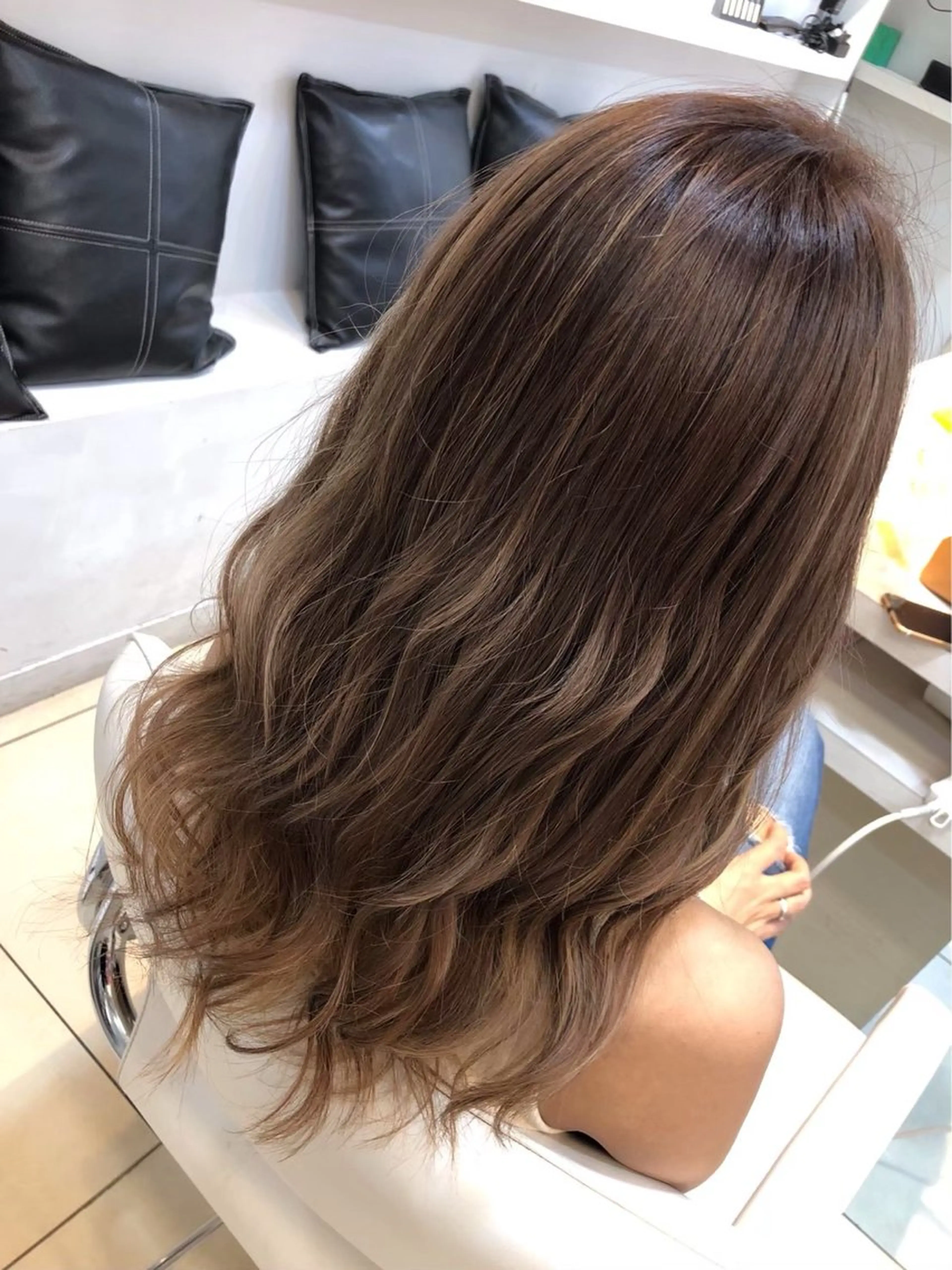 ロング [髪質改善カラー] 佐藤唯花🦋のヘアスタイル