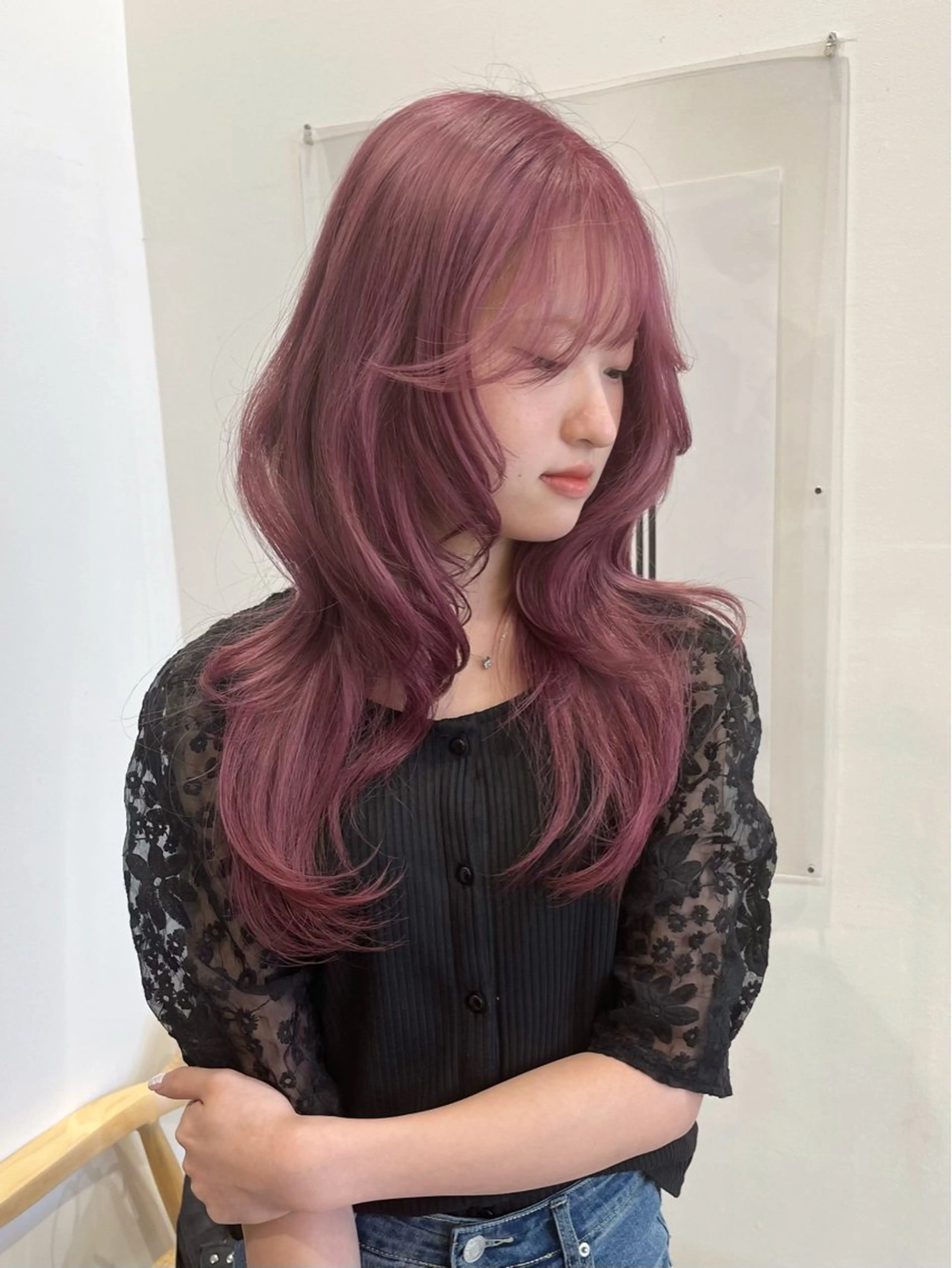 ロング カラー AMI🎀韓国ヘア 透明感カラーのヘアスタイル