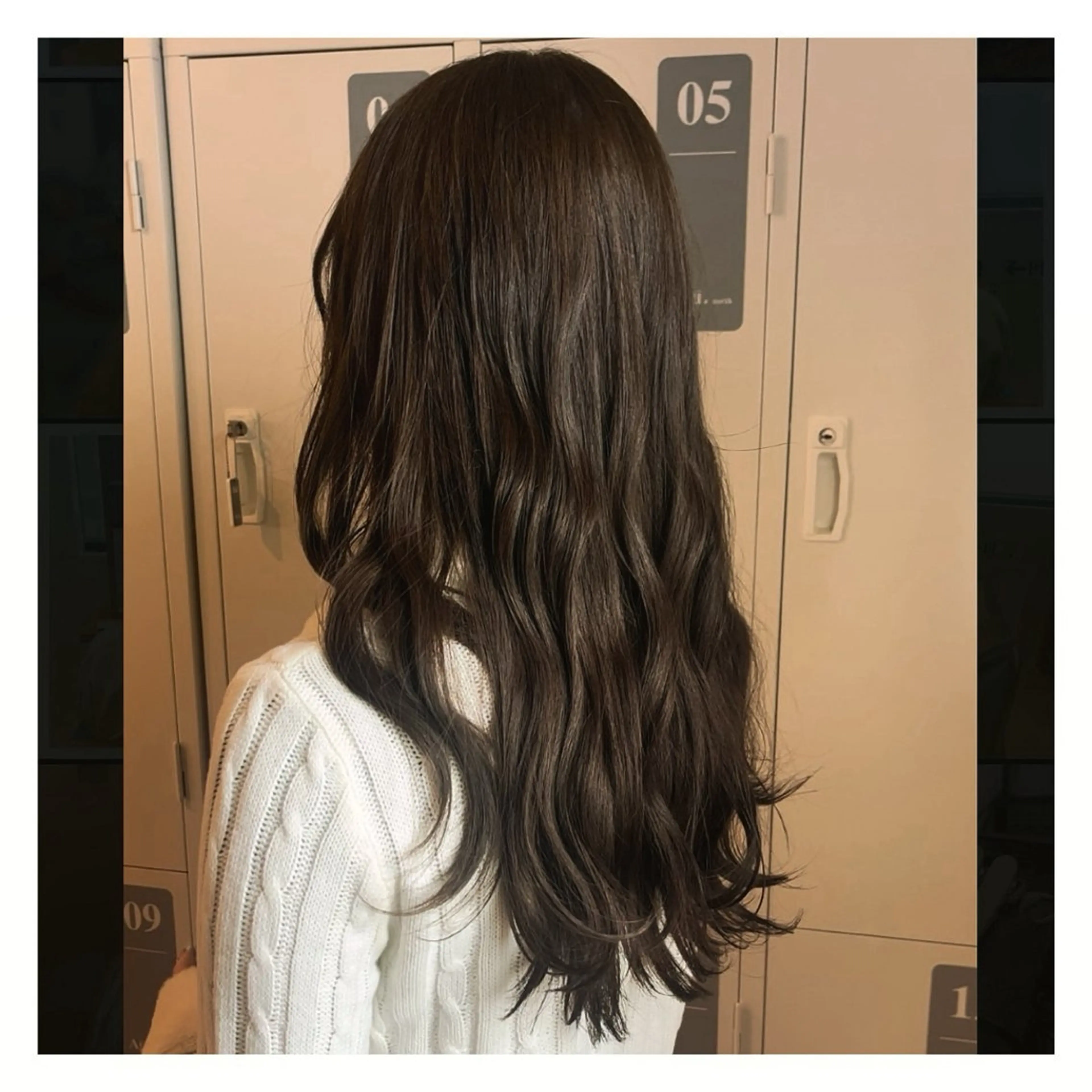 ロング カラー オリーブカラー レイヤーカット 北上 春華のヘアスタイル