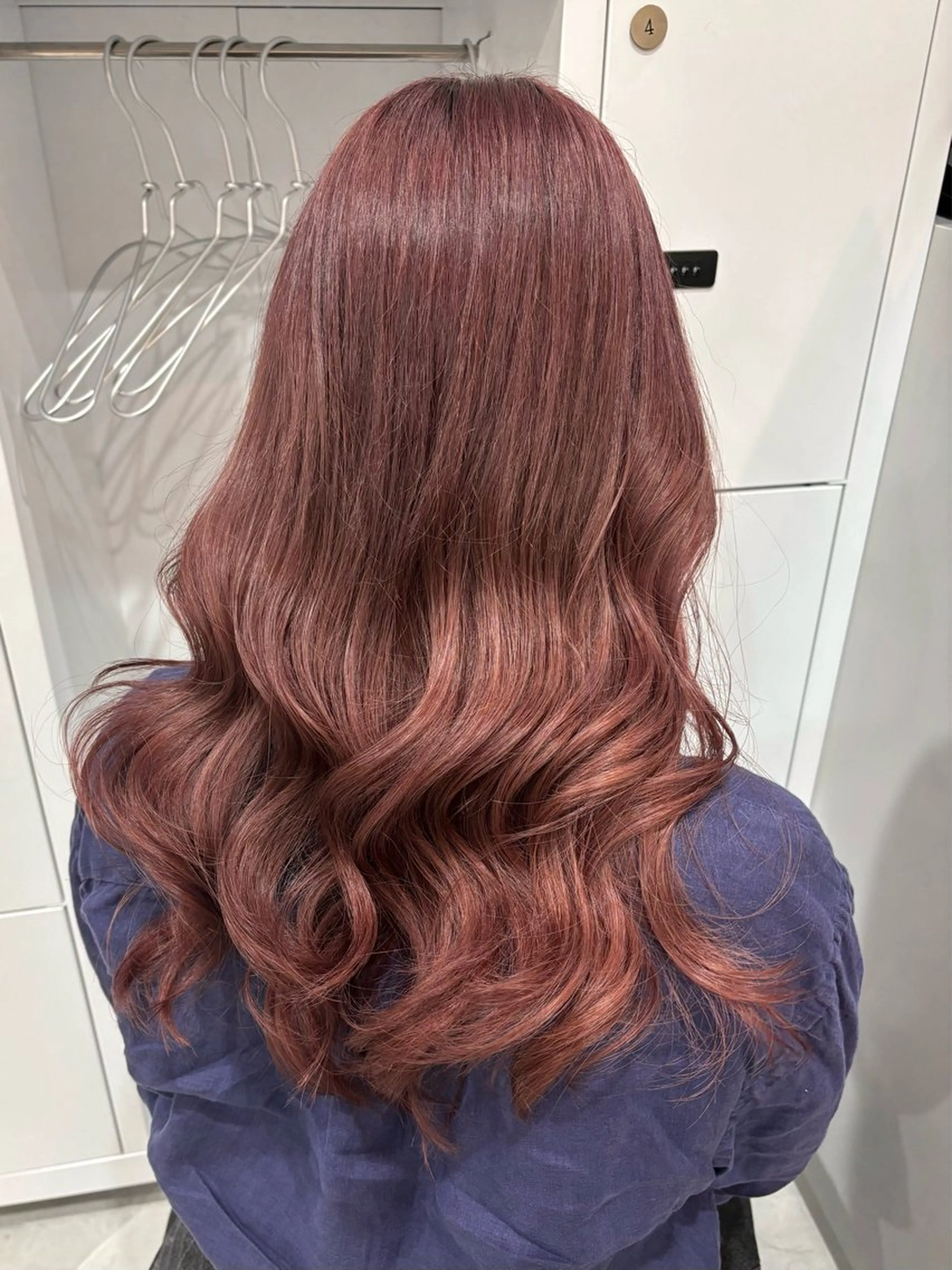 ロング カラー ヘアカラー トリートメント ヘアセット ベージュカラー🐑 レイヤー🤎塚原優芽のヘアスタイル