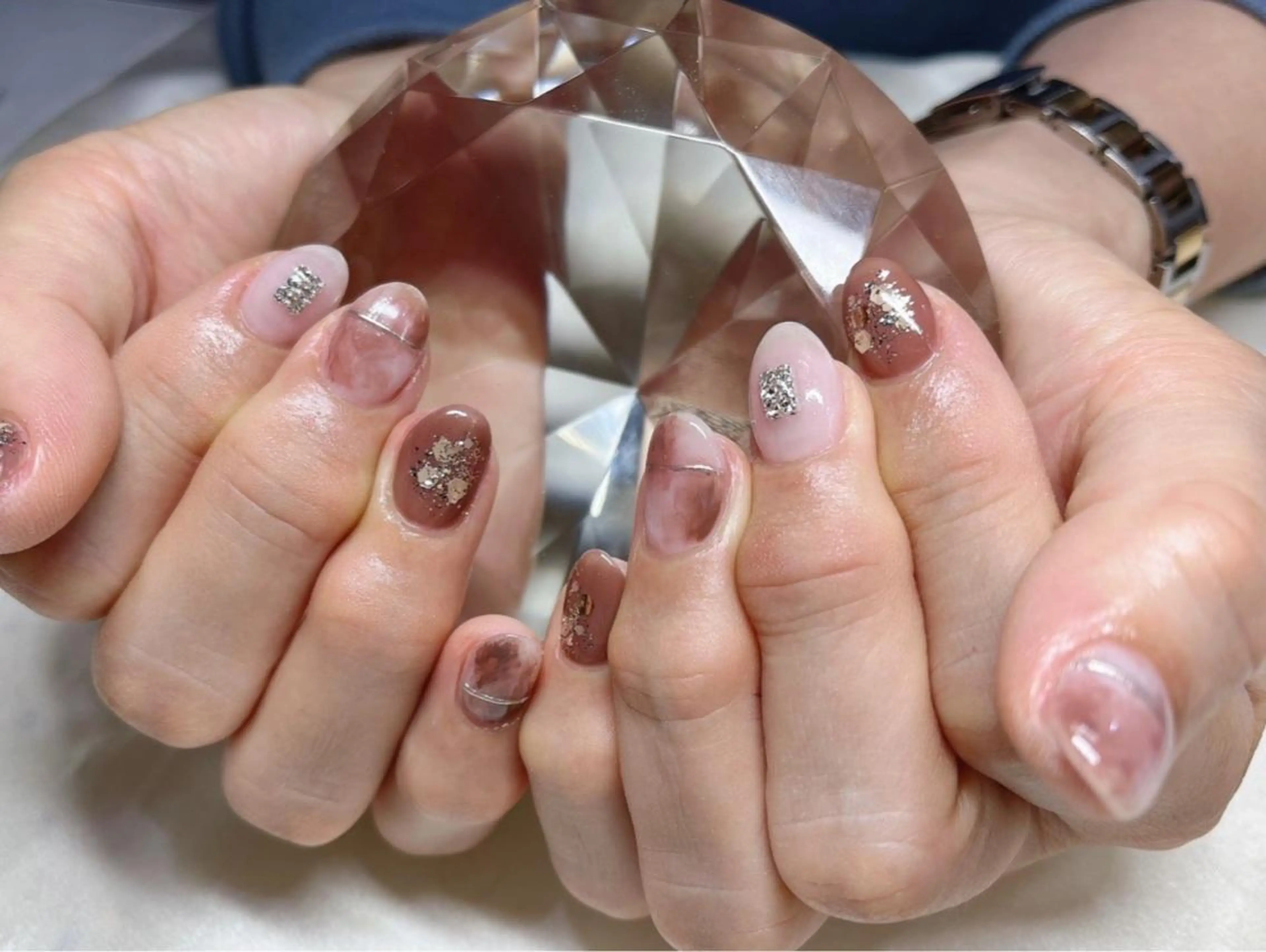 ネイル マツエク・マツパ アイブロウ 眉カラー 韓国風マツエク パリジェンヌラッシュリフト まつげパーマ ワンホンマツエク Nail&eye Belire 新宿のネイルデザイン