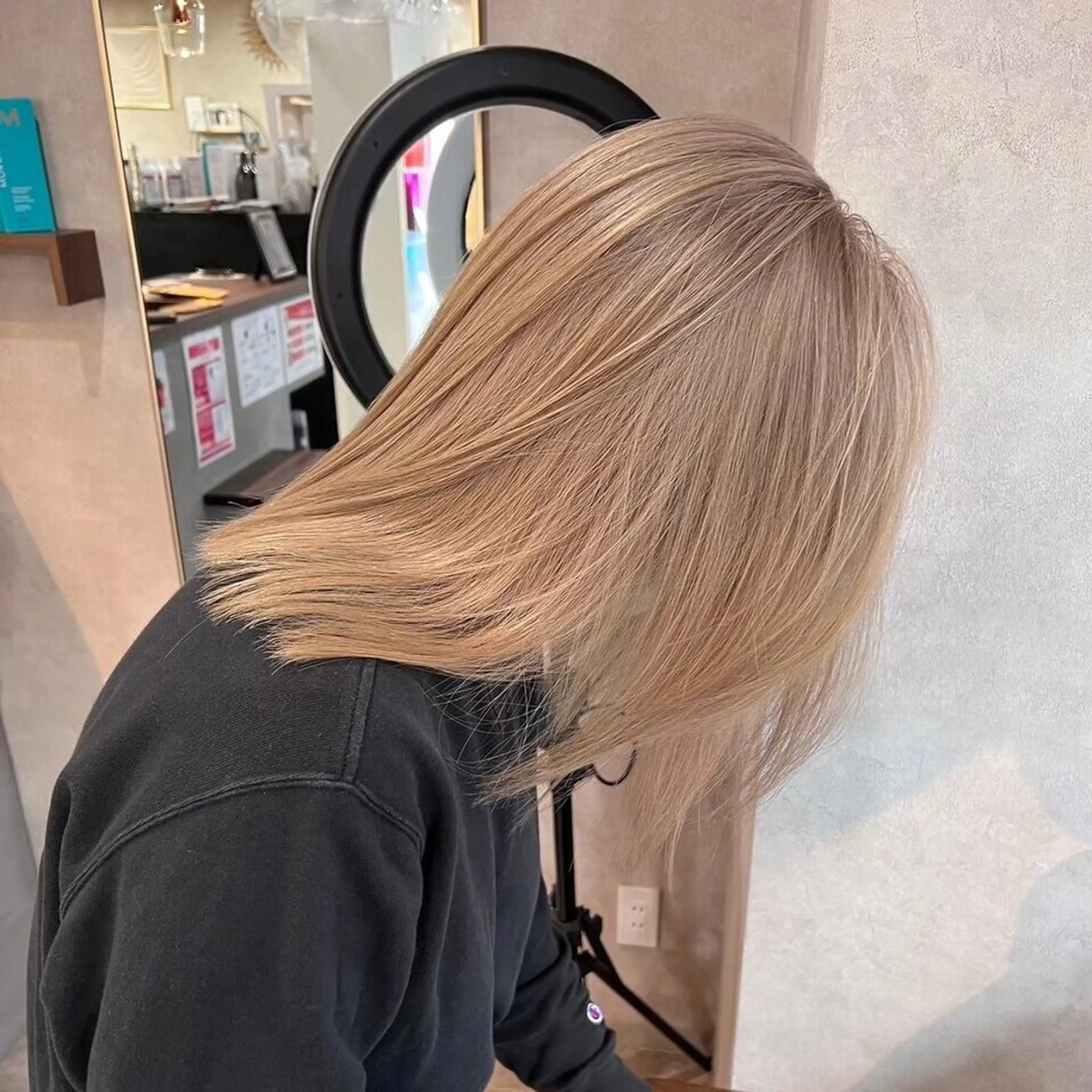 【ブリーチNO.1メニュー👑🤍最高峰ケアブリーチ🗽✨】エフェクトブリーチ+カラー＋カットの写真