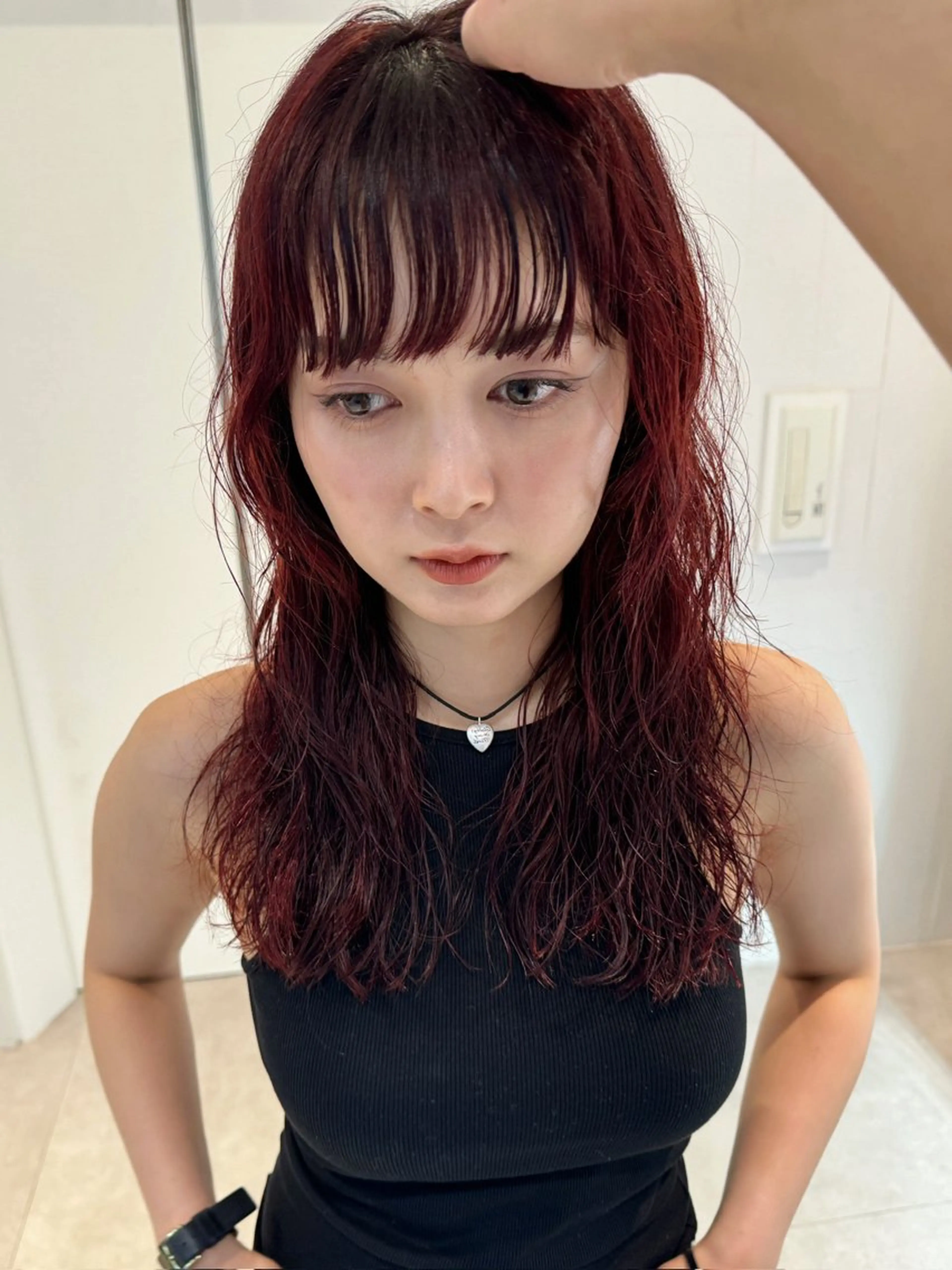 ミディアム カラー パーマ ミディアムレイヤー ミディアムパーマ ブリーチ カシス ブリーチなしカラー カット ヘアカラー パーマ トリートメント パーマ/パーマ落とし 【Kouta】のヘアスタイル