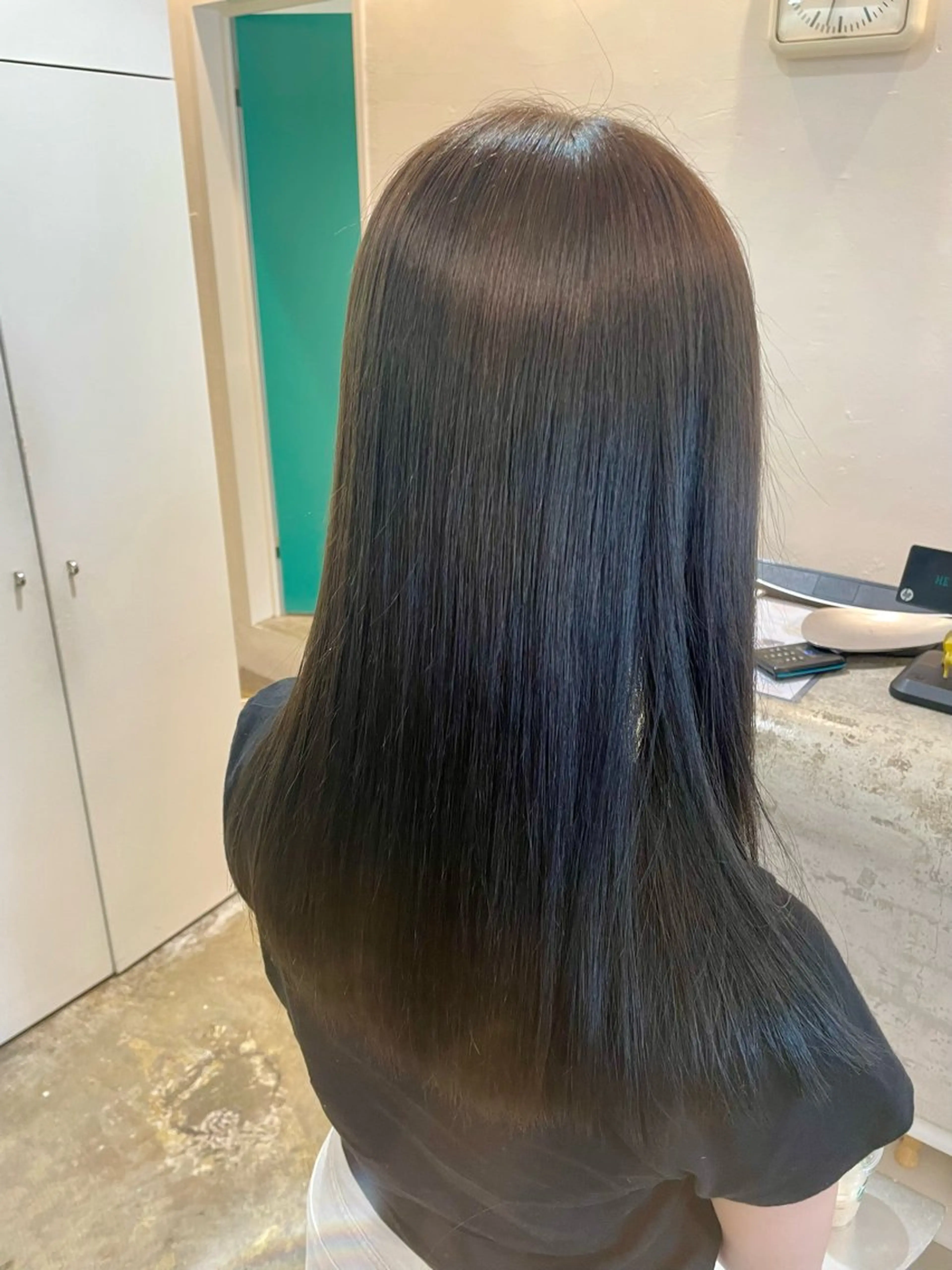 カラー ブラウンカラー マットブラウン カット ヘアカラー 中村 碧のヘアスタイル