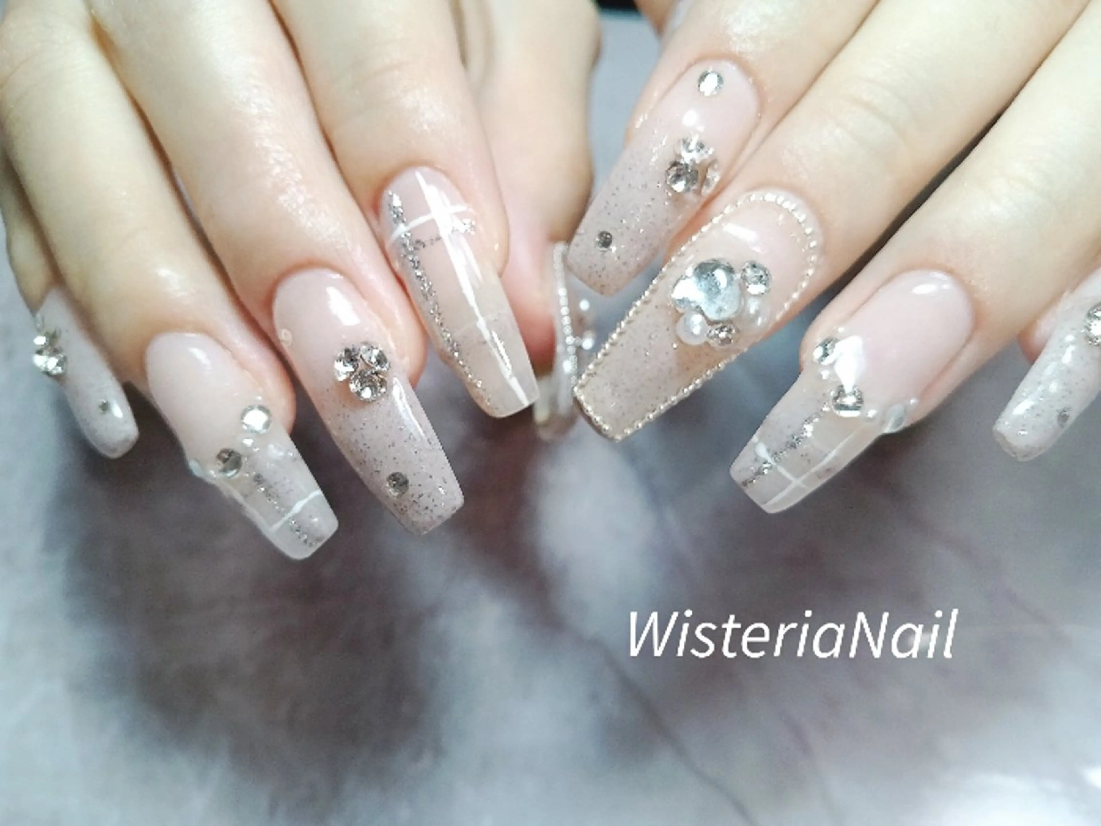 ネイル ブラウン 持ち込み ニュアンスネイル Wisteria Nail_Yukieのネイルデザイン