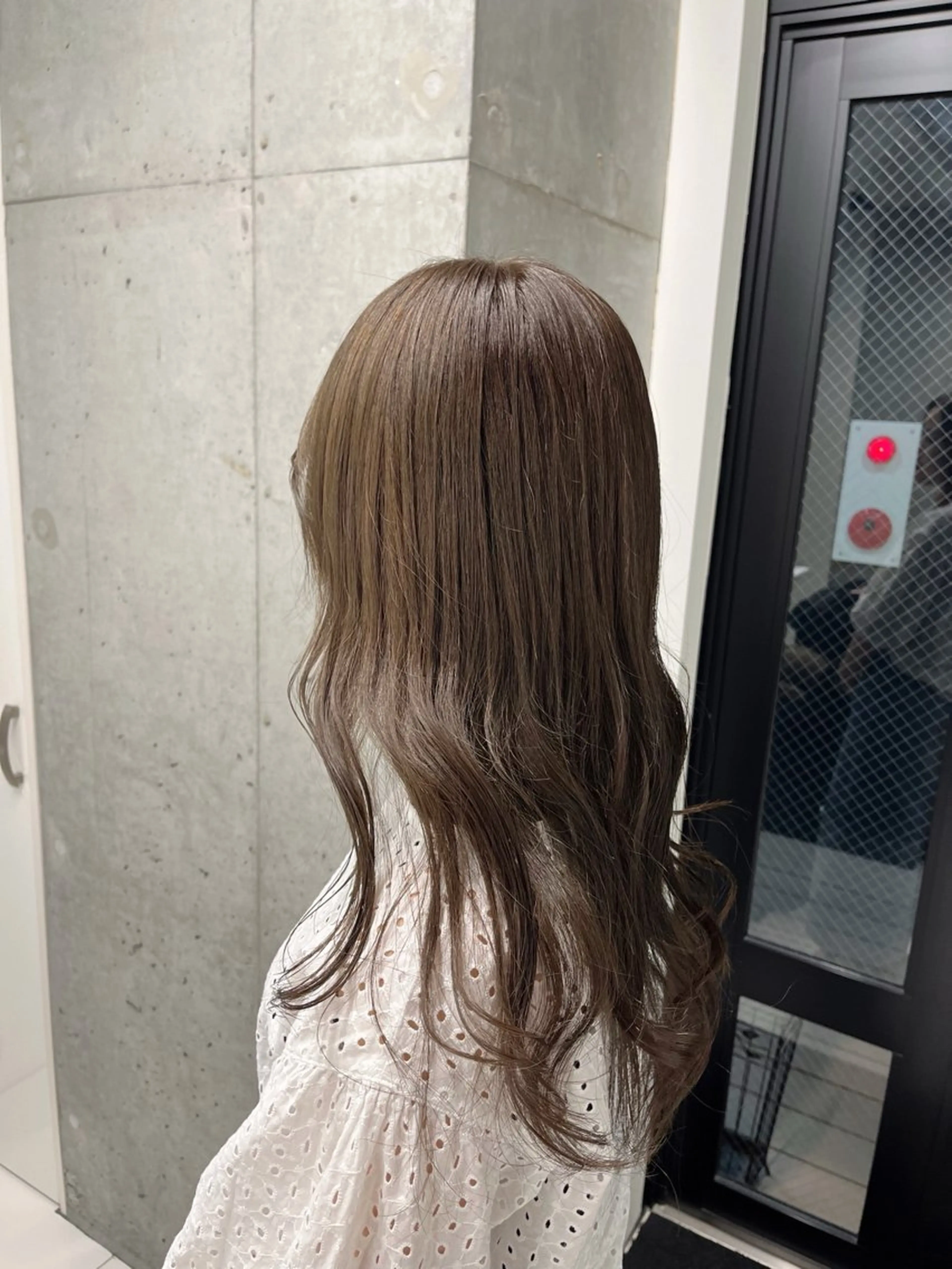 ヘアカラー sena⌇ベージュ⌇ ブリーチなしWカラーのヘアスタイル