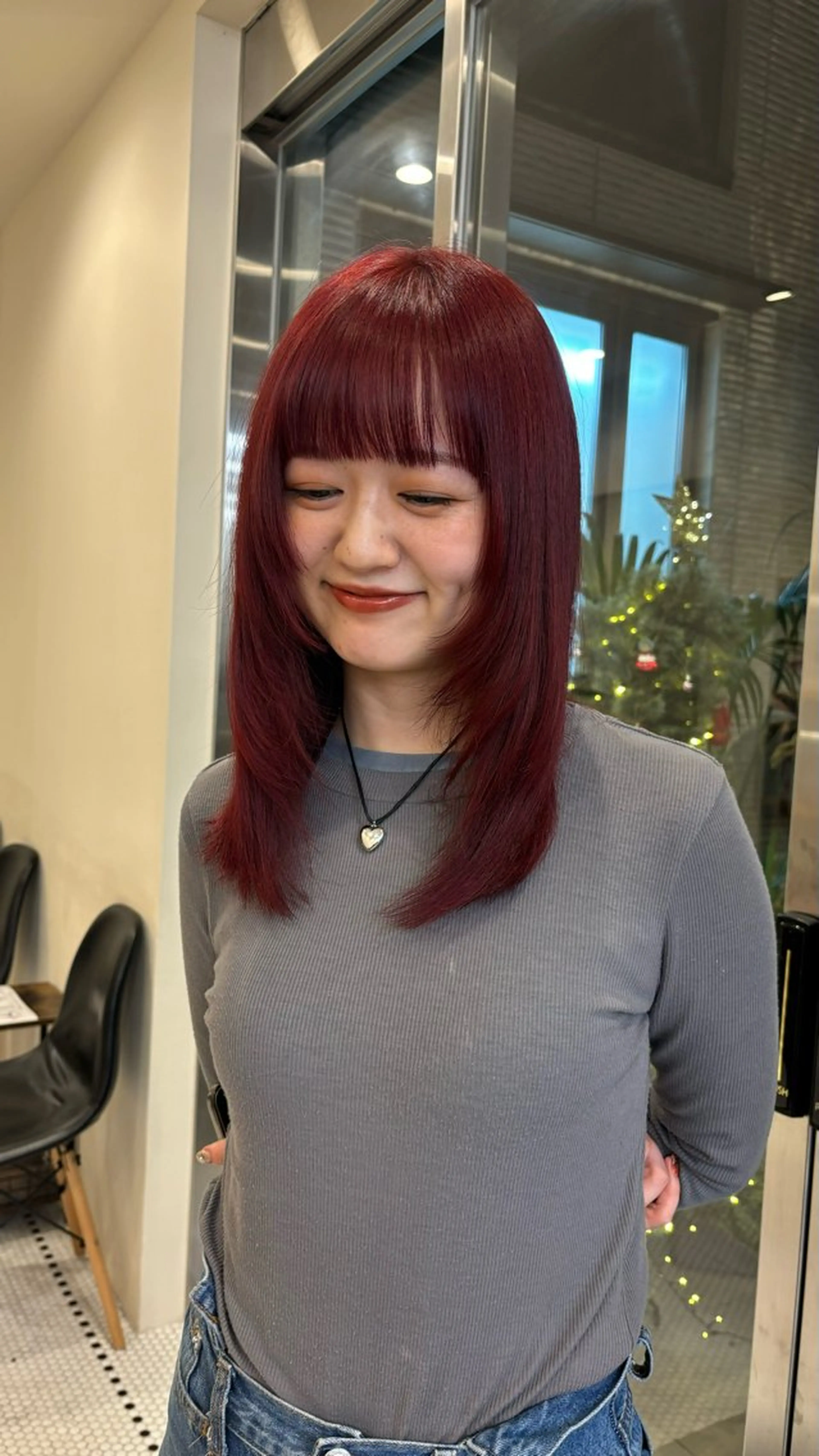 セミロング ヘアカラー よこやま なぎさのヘアスタイル