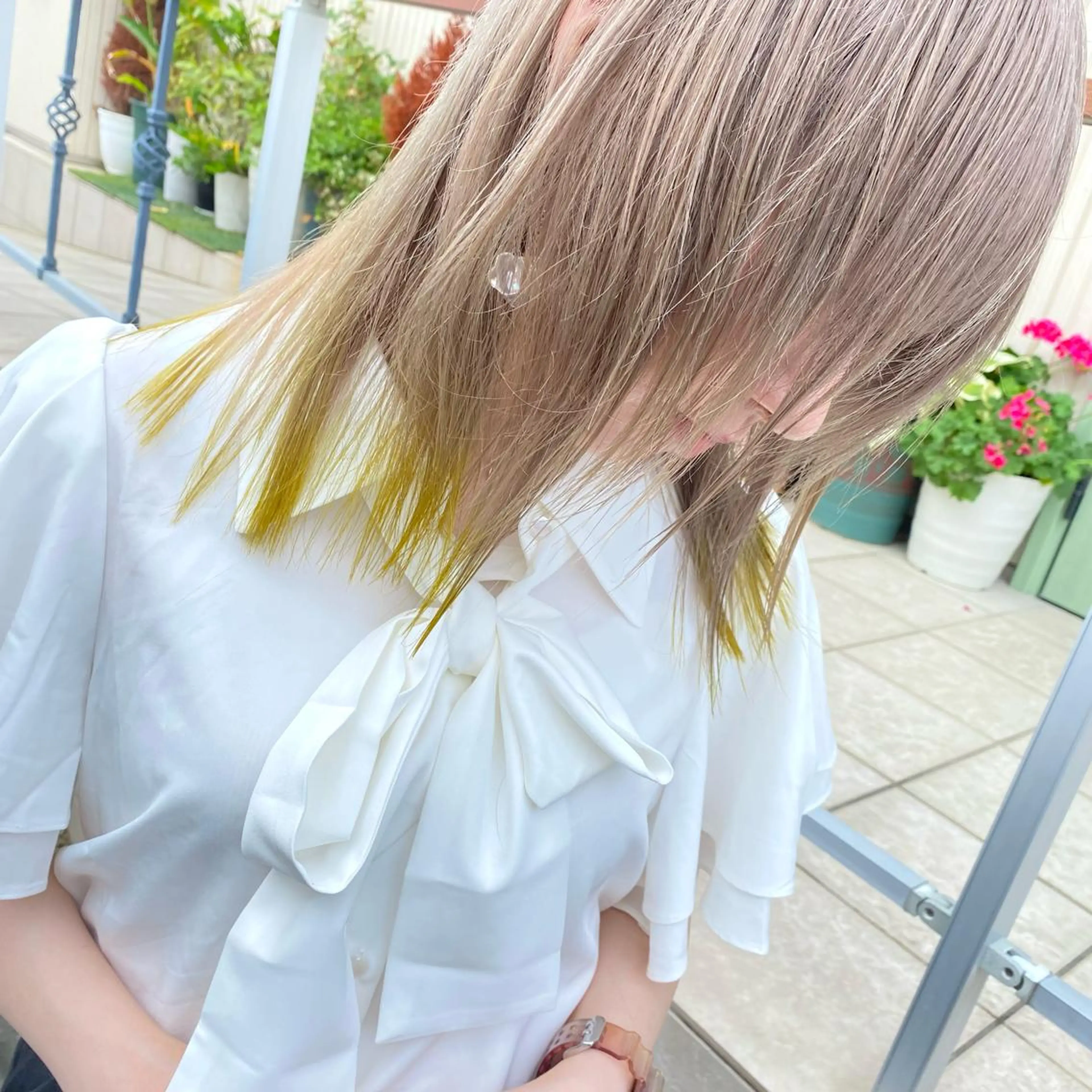 セミロング カラー ヘアアレンジ ヘアカラー y.s.h所属・ハイトーンカラー🌈 メンズパーマ鈴木康平のヘアスタイル