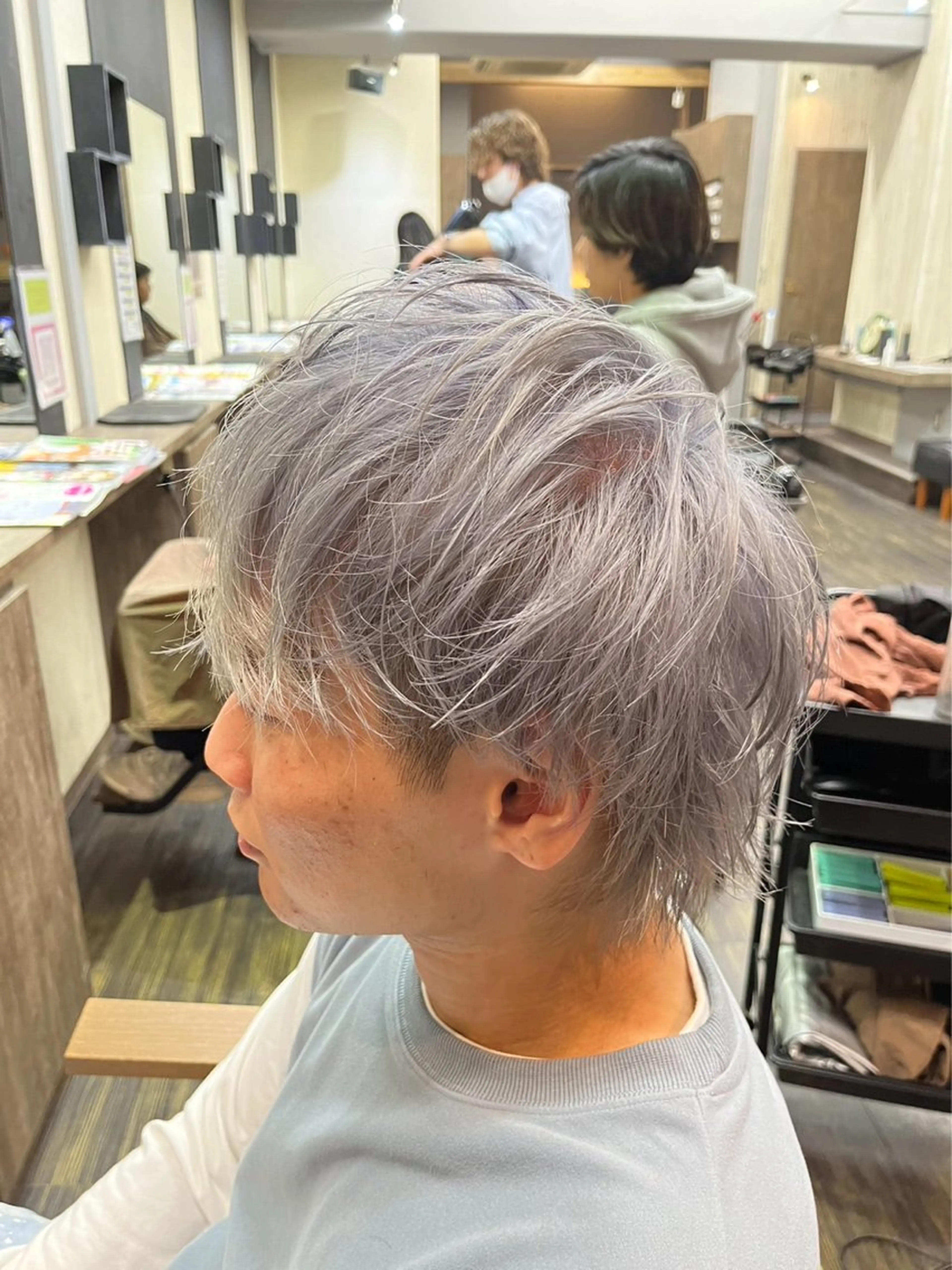 ミディアム 仁和山 晃のヘアスタイル