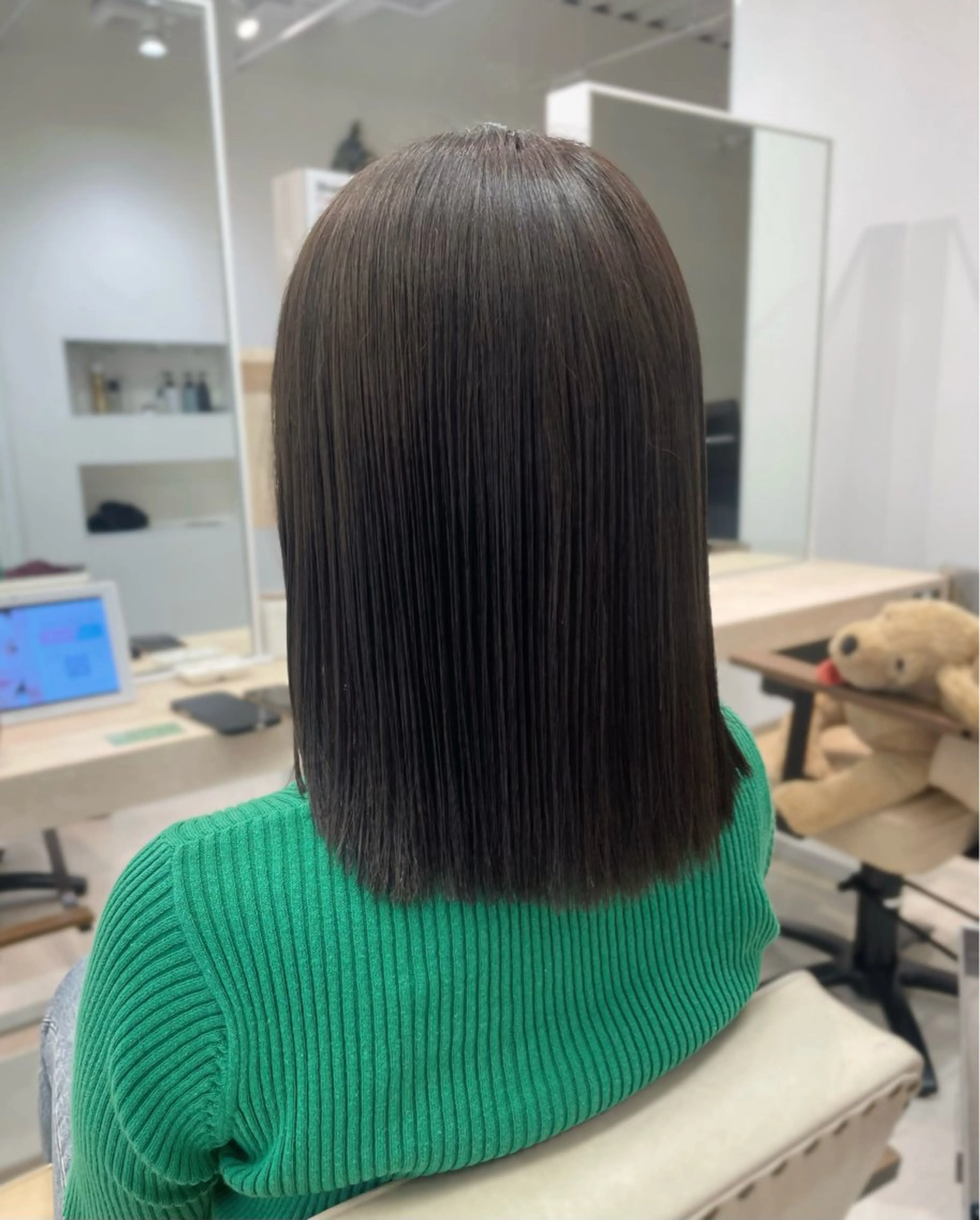 ミディアム カラー アッシュ アッシュグレー 透明感カラー カット ヘアカラー トリートメント かずや🍀/髪質改善 /艶髪カラー/眉毛のヘアスタイル