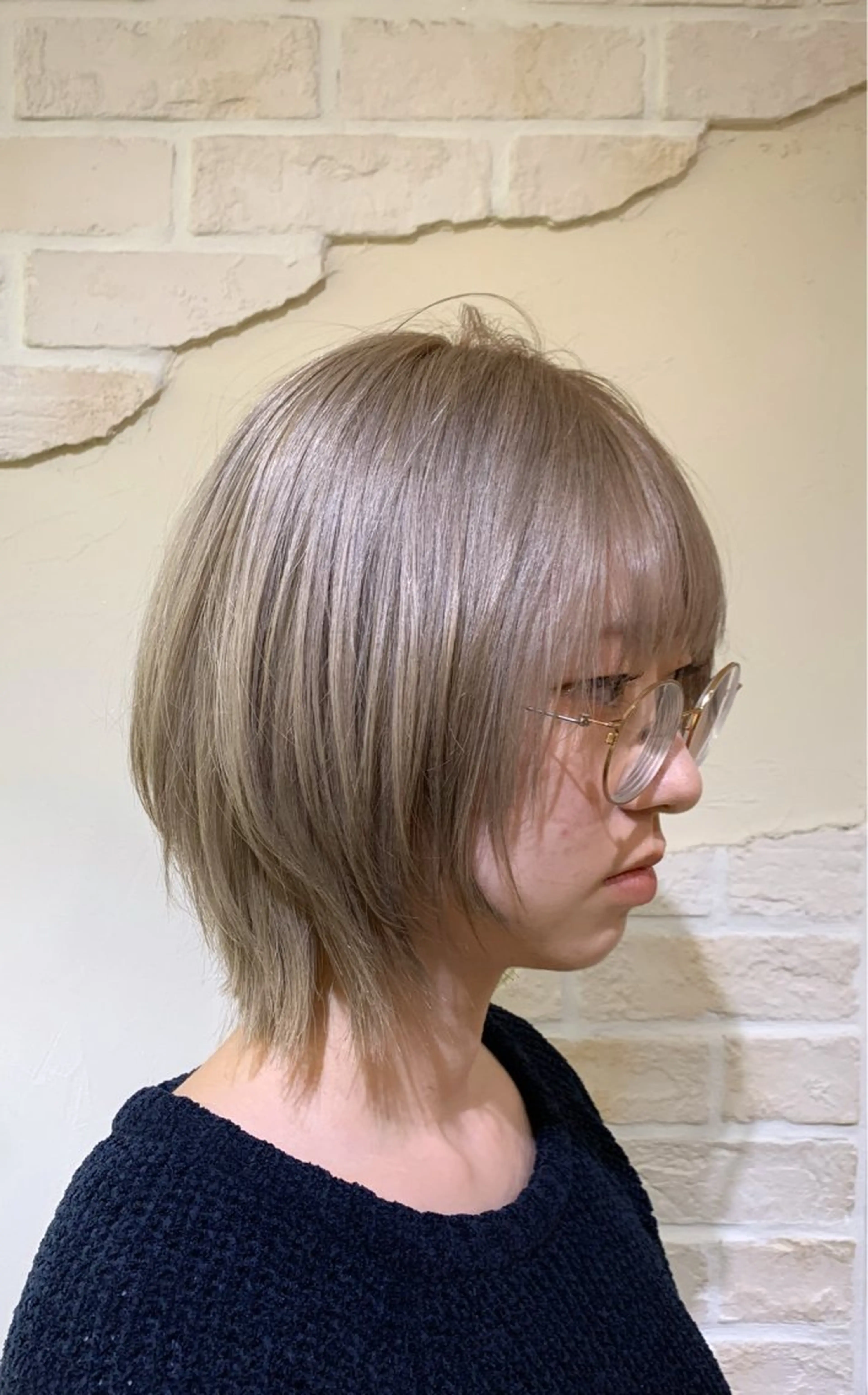 ショート カラー ハイトーンカラー ヘアカラー トリートメント 越冨　レイヤー/ 顔周り特化/髪質改善のヘアスタイル