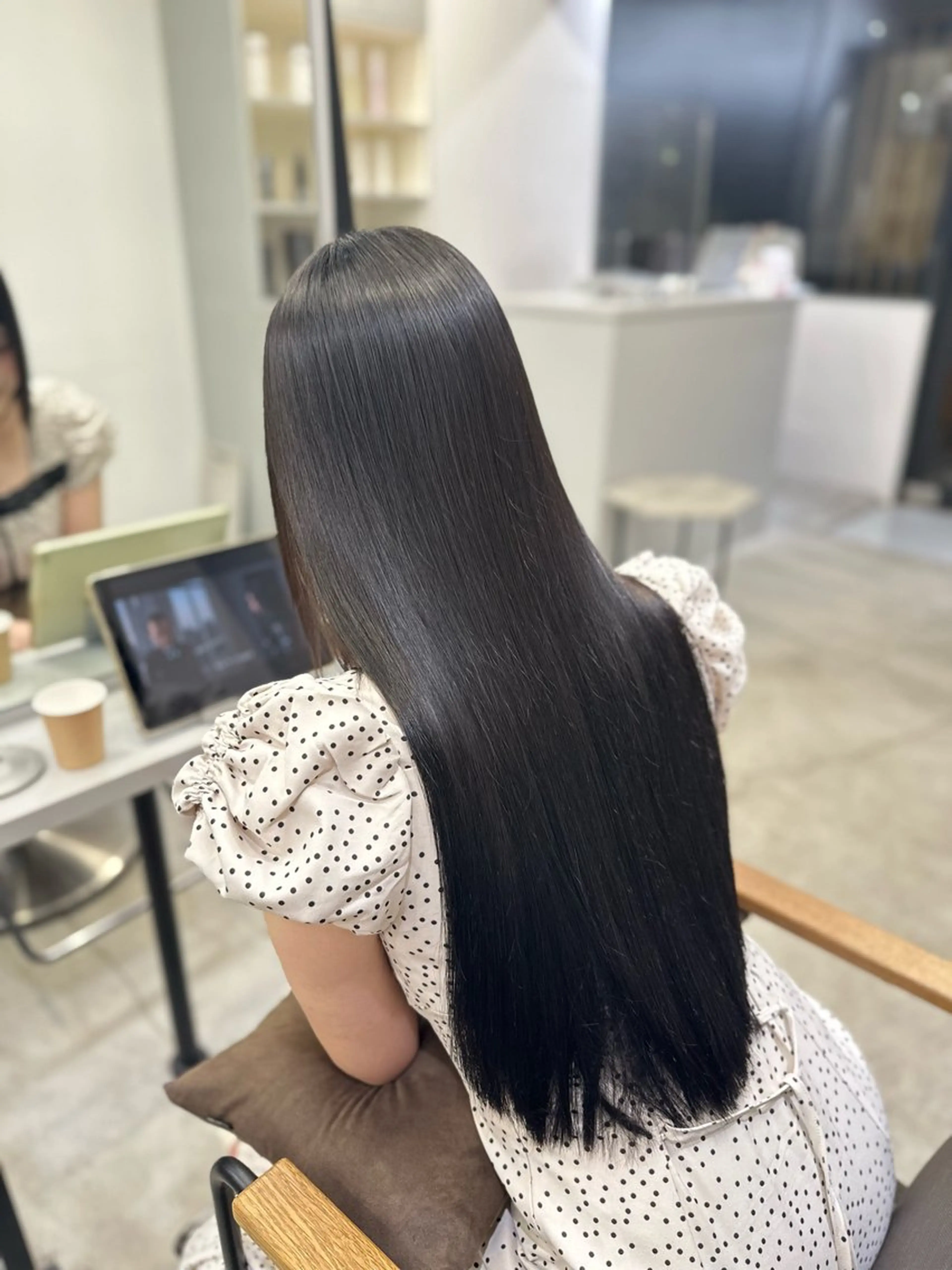 ロング パーマ 縮毛矯正 ハイトーンカラー が絶対可愛い✨泰聖✨のヘアスタイル