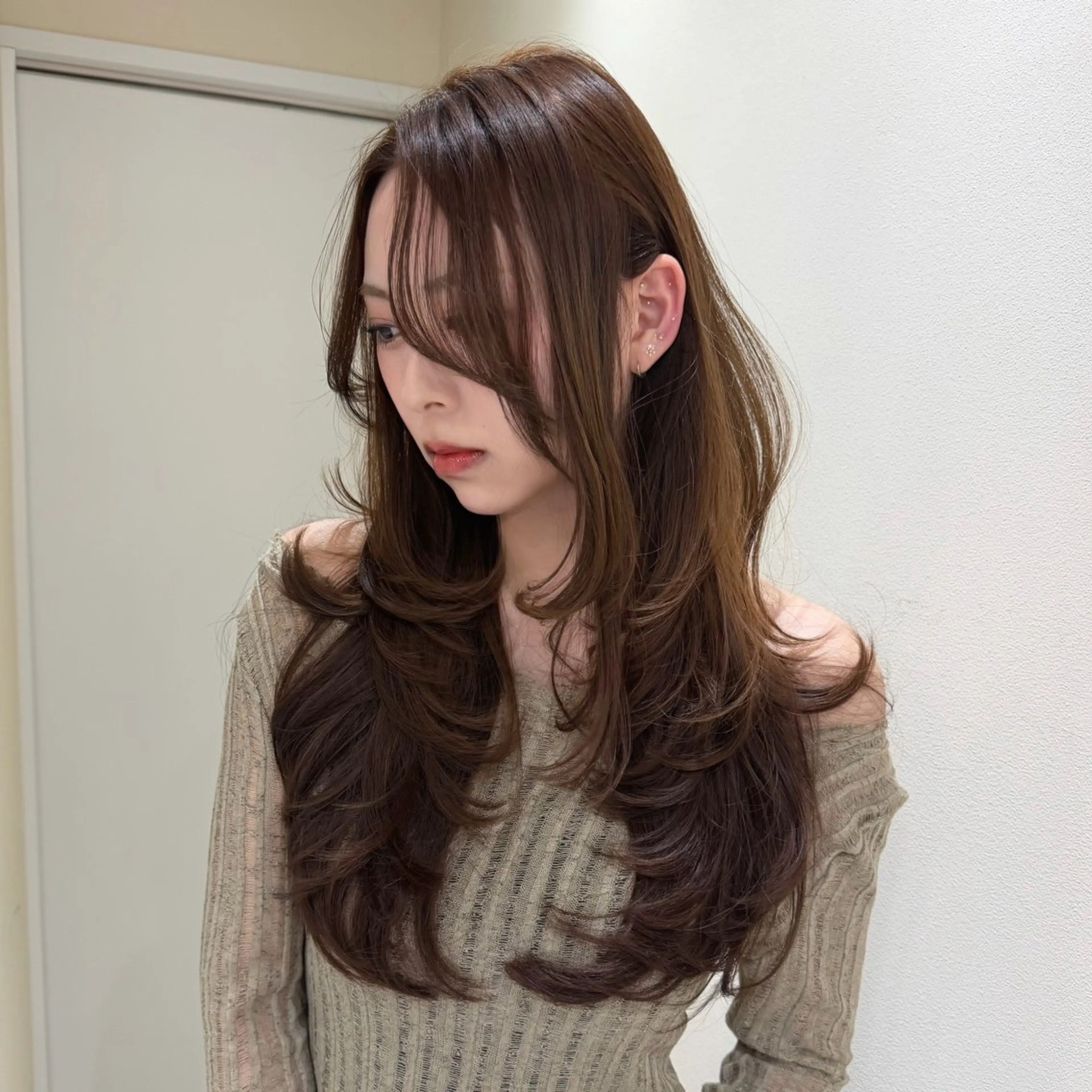 ロング カラー ヘアアレンジ カット ヘアカラー トリートメント レイヤーカット🤍 RINAのヘアスタイル