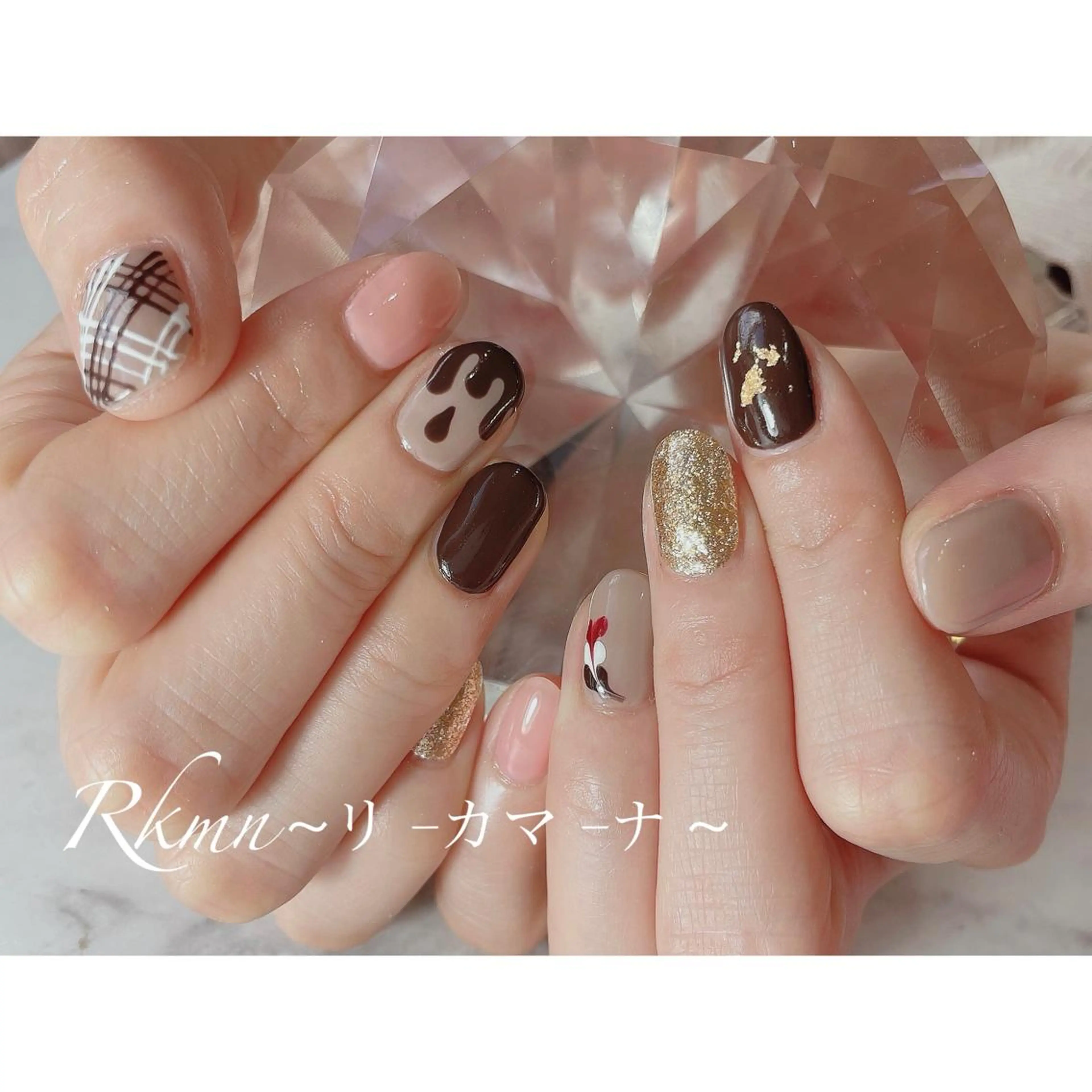 ネイル アートネイル ハート ピーコックネイル 春ネイル バレンタイン ハンドネイル フットネイル ハンドケア Rkmn ~リ-カマ-ナ~のネイルデザイン