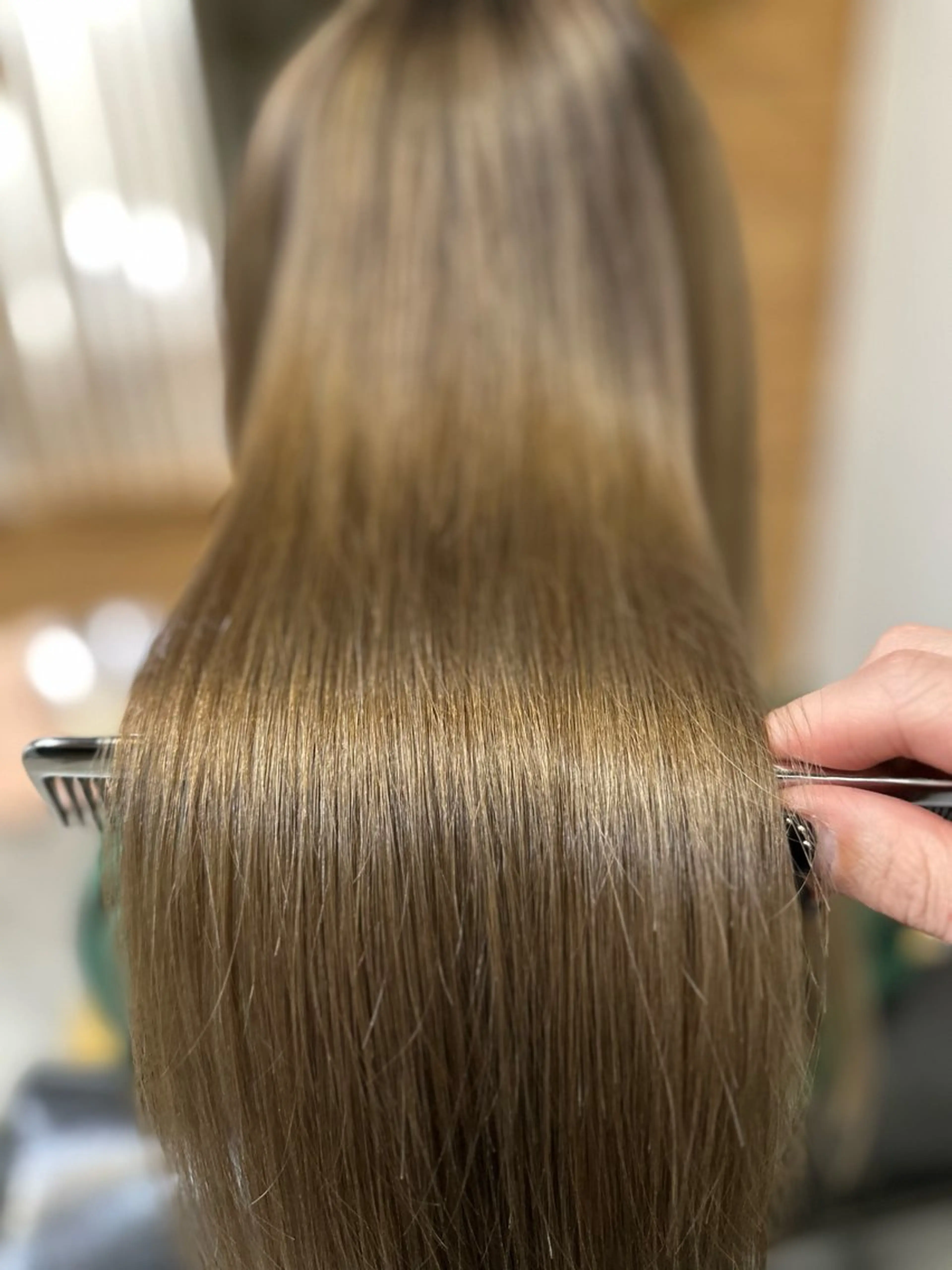 ロング カラー ヘアカラー トリートメント 福西晃希 【艶髪・髪質改善】のヘアスタイル