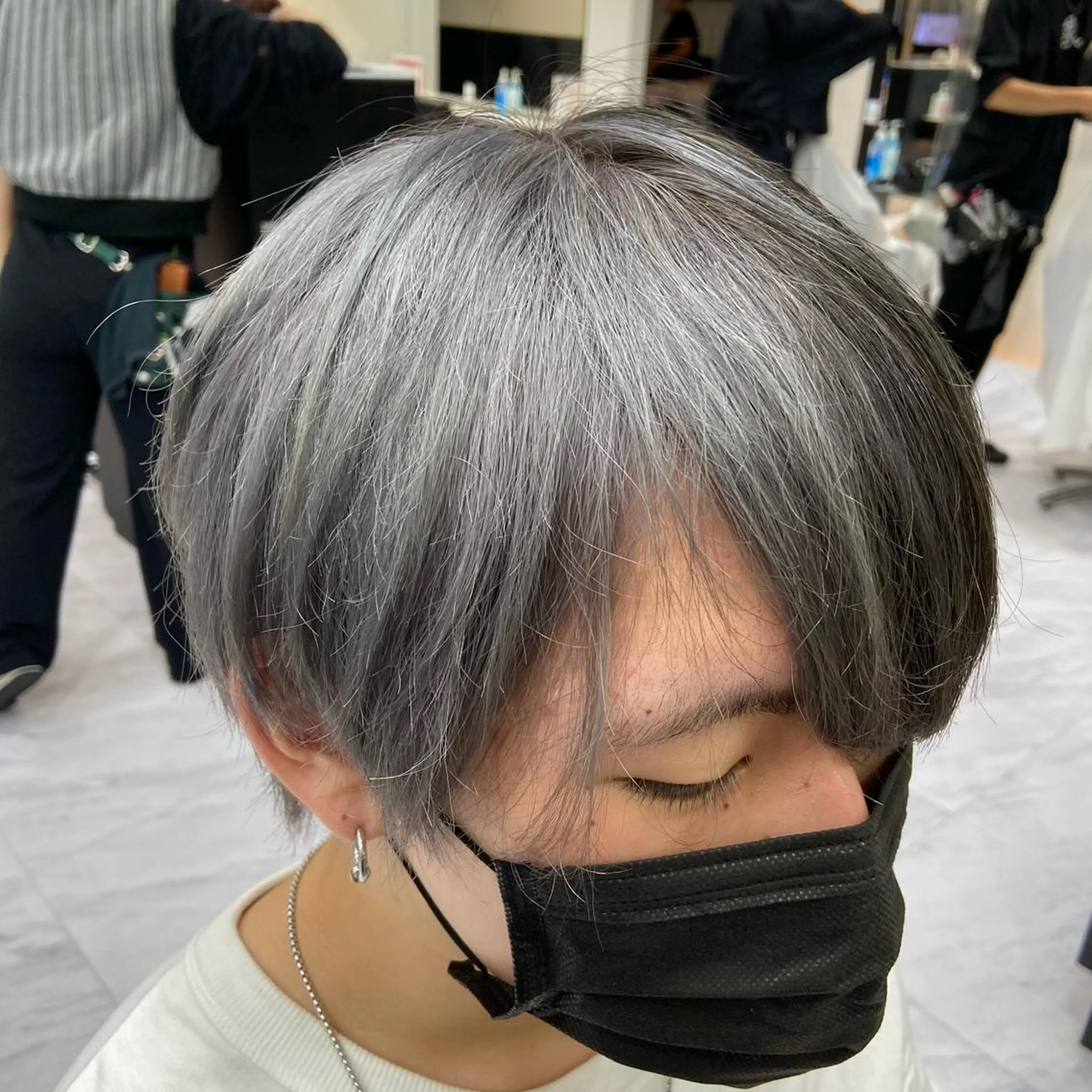 カラー Luce 杉本のヘアスタイル