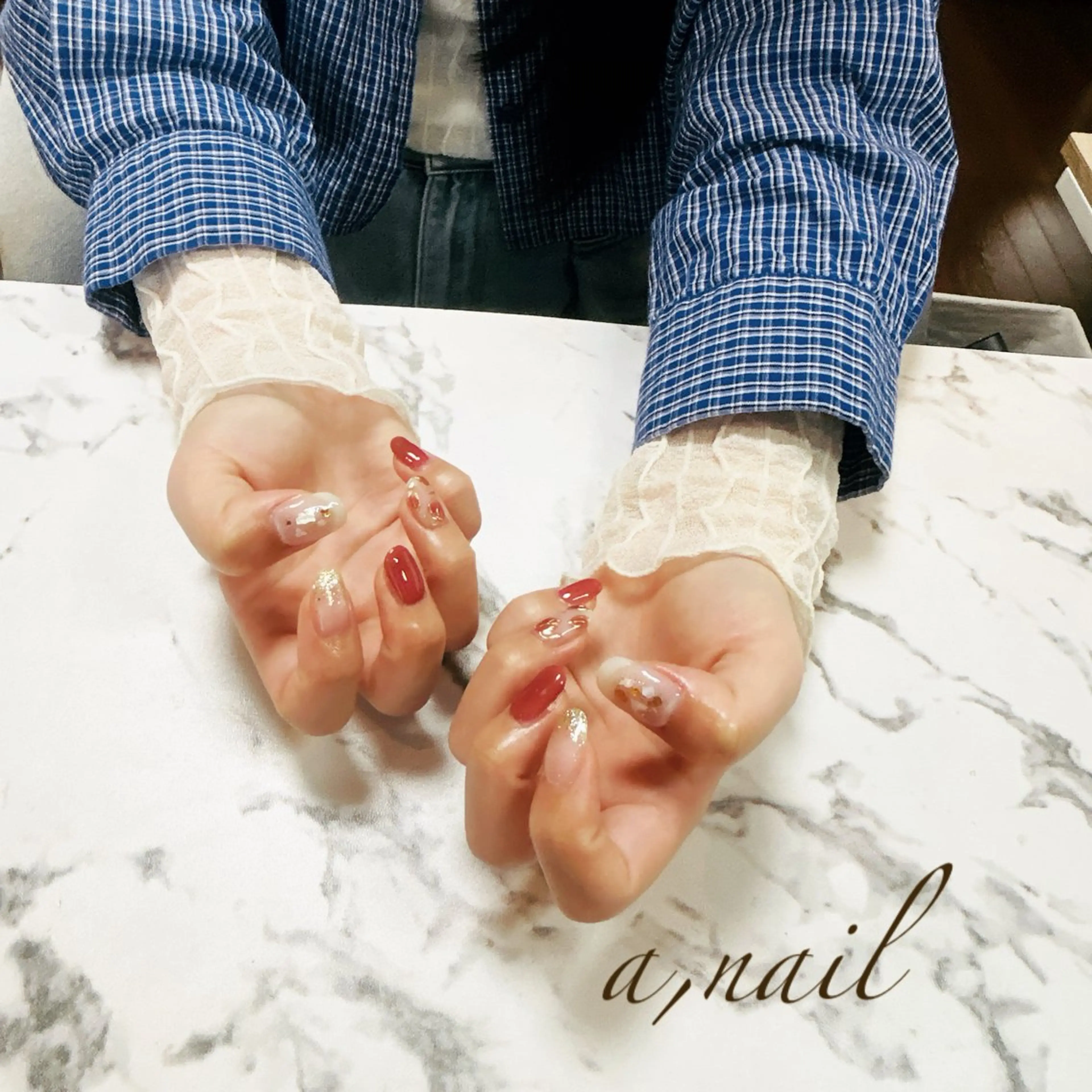 ネイル フラワーネイル ジェルネイル グラデーション キラキラネイル ラメ(グリッター) ハンドネイル ネイルサロン エーネイルのネイルデザイン