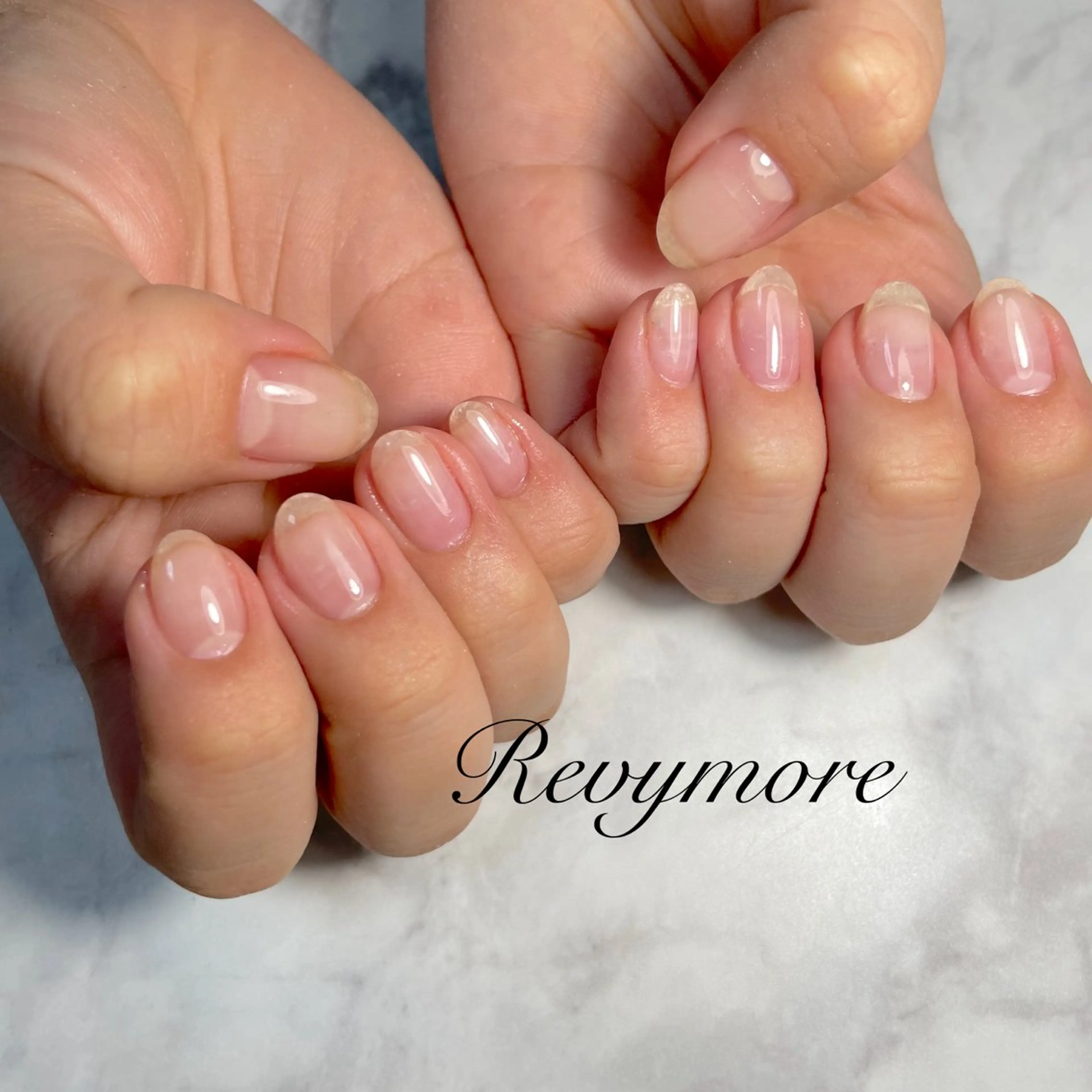 ネイル クリアネイル ジェルネイル キラキラネイル 韓国ネイル ニュアンスネイル nail salon Revymoreのネイルデザイン