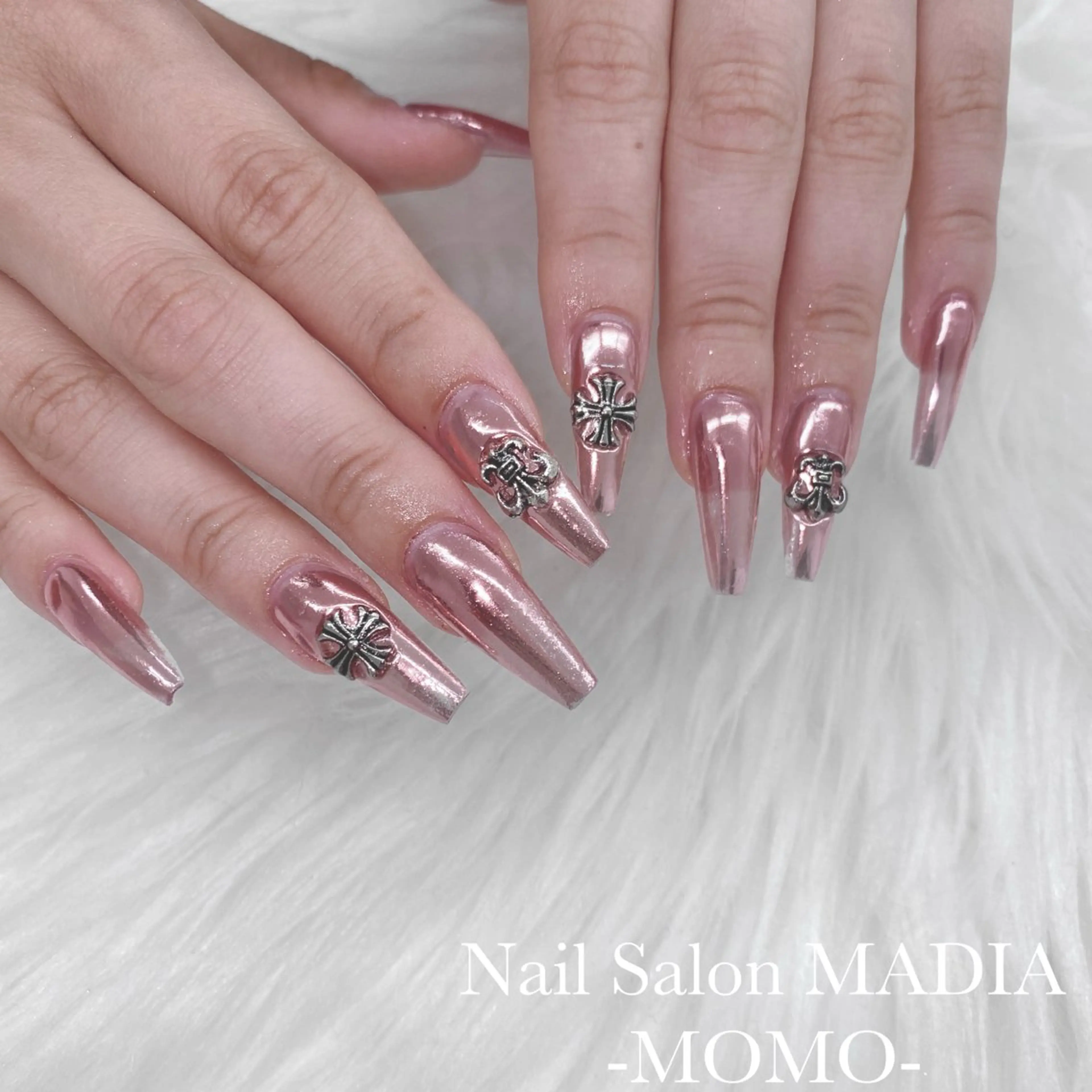 ネイル momo .のネイルデザイン