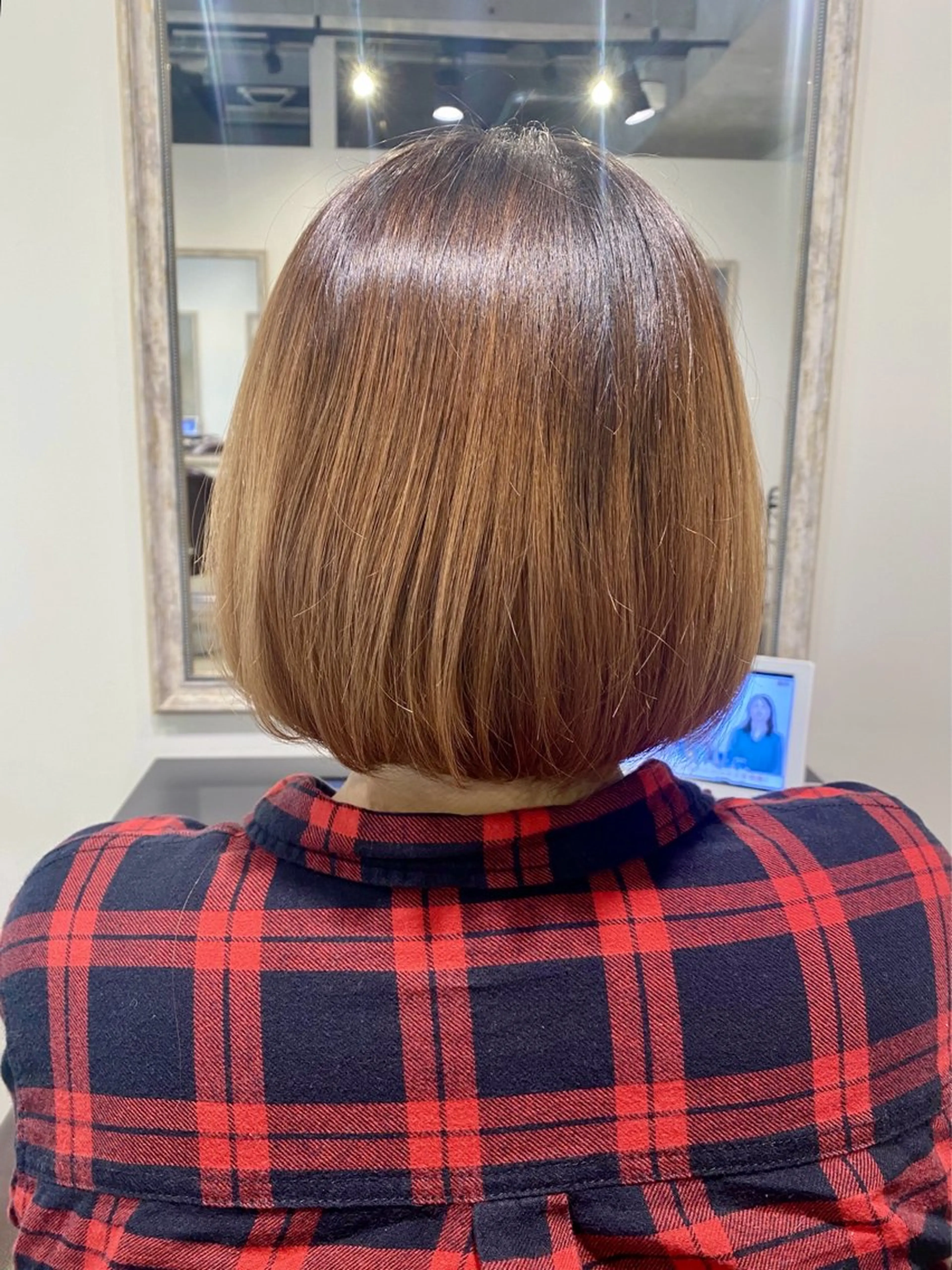 ショート 根本 真奈のヘアスタイル