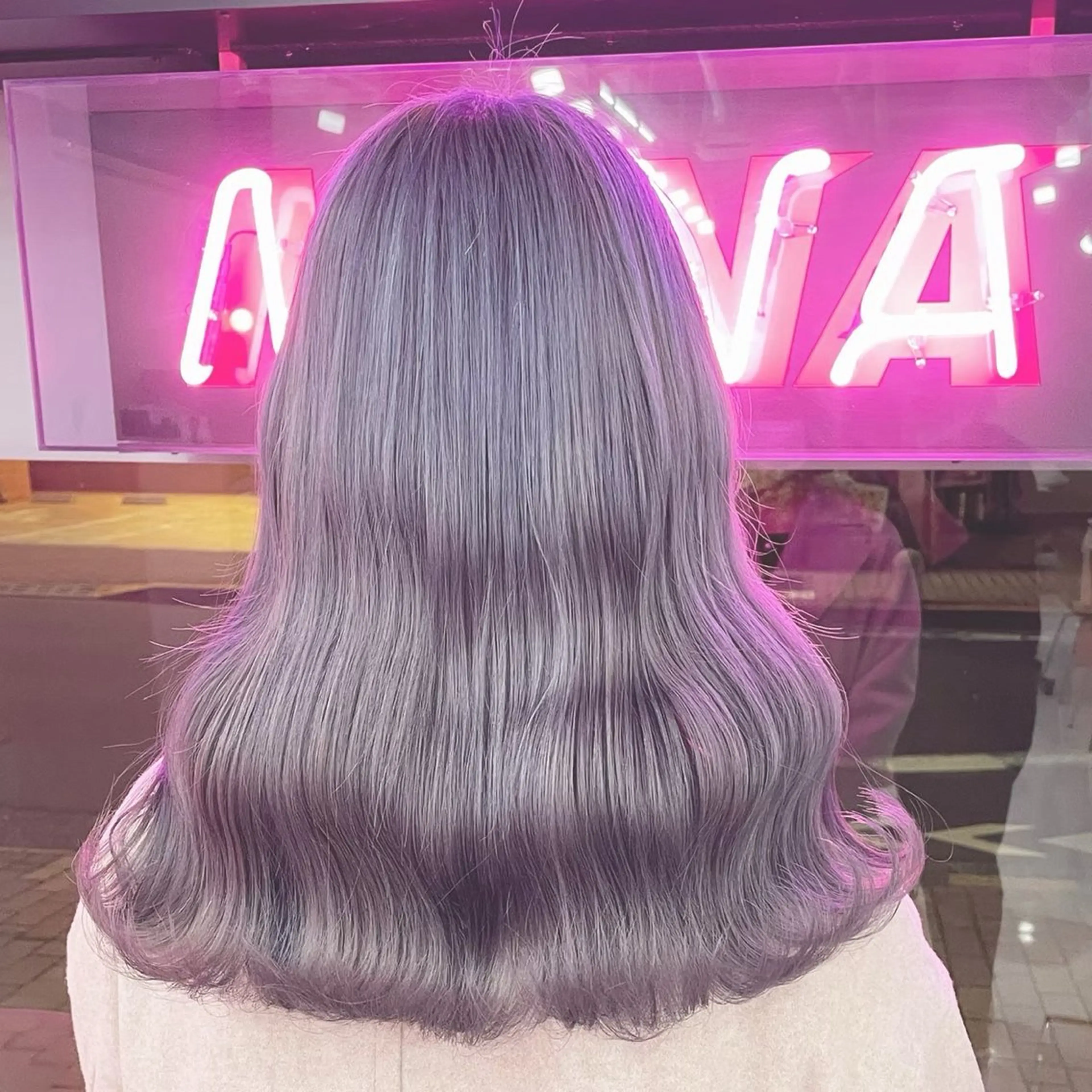 セミロング カラー アッシュ アッシュグレー ベージュカラー ブリーチ ブロンド 【美髪ハイトーン】 髪質改善/大和🎀のヘアスタイル