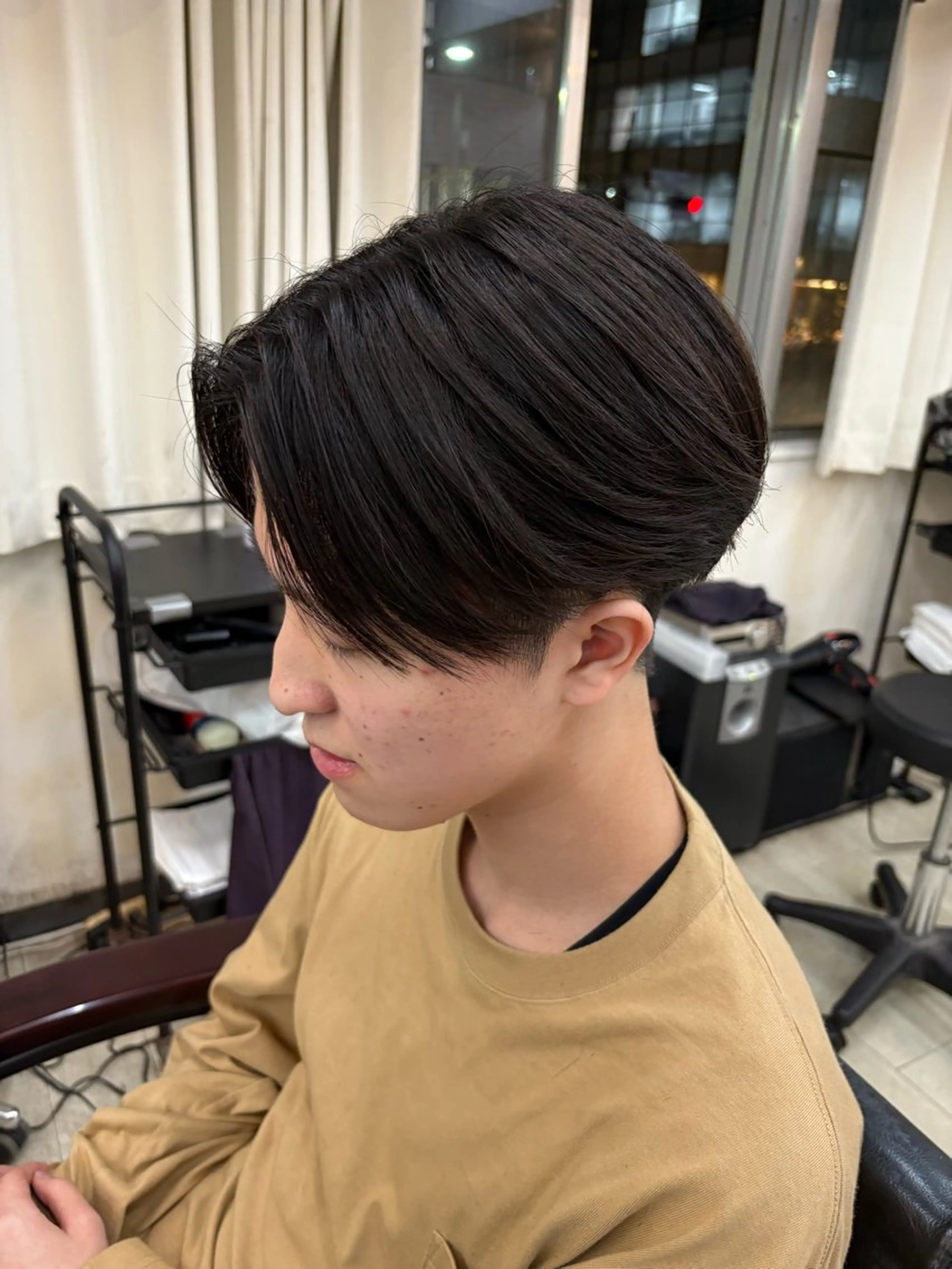 メンズ センターパート PERCUT 中島快のヘアスタイル