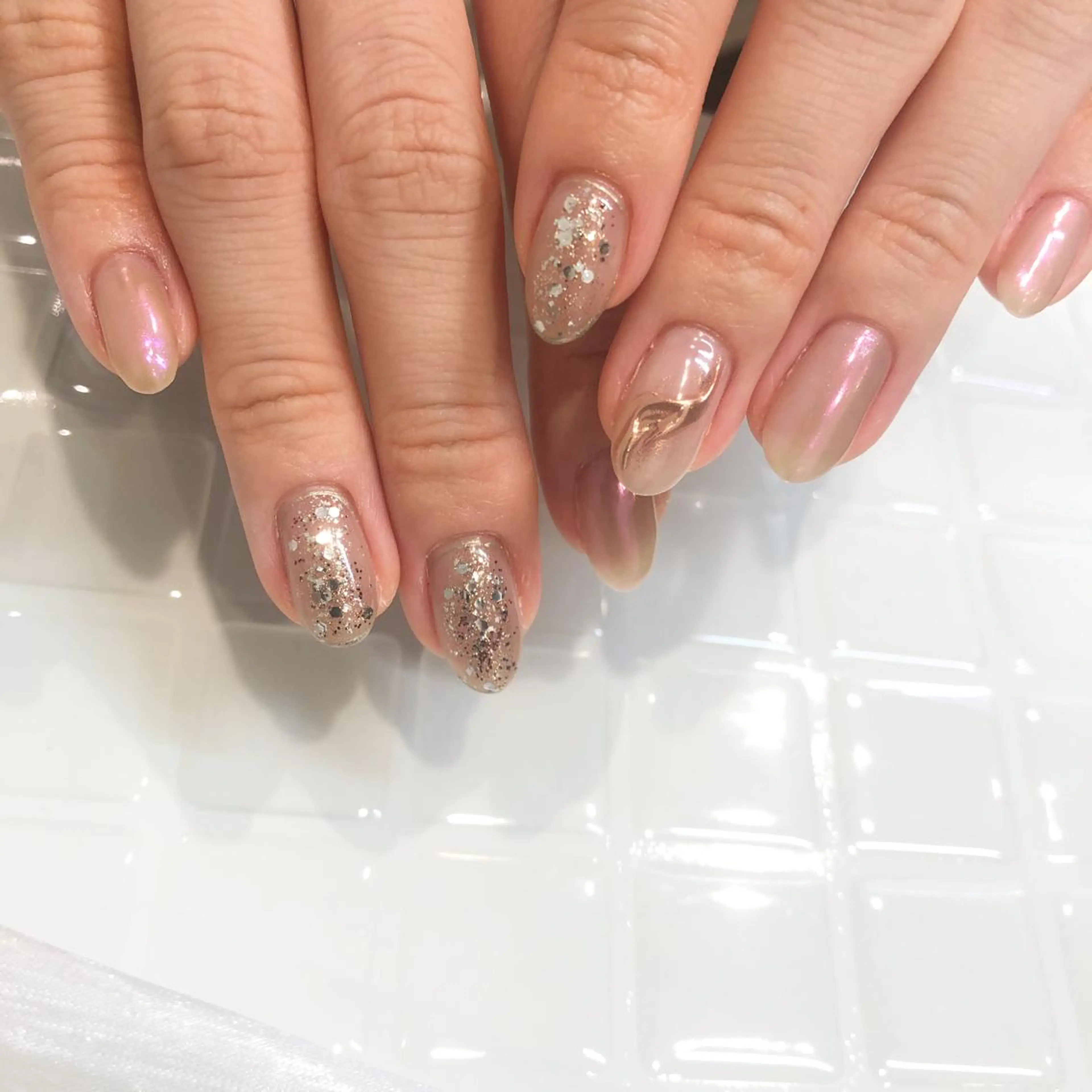 ネイル アートネイル earth甲府昭和店 西村香穂のネイルデザイン