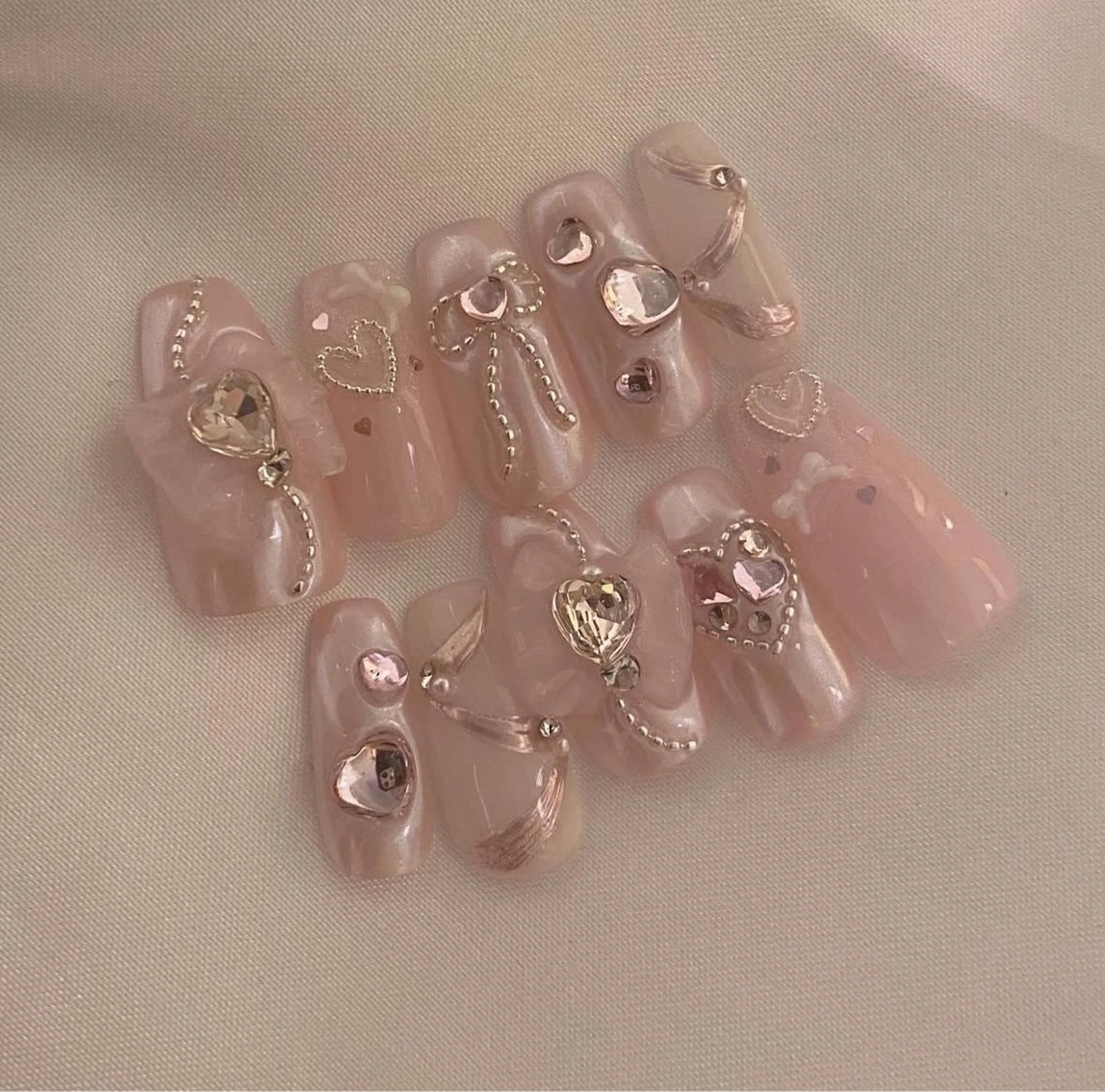 ネイル 韓国ネイル ニュアンスネイル シンプルネイル 春ネイル バレンタイン Nihonthy Nail 新宿のネイルデザイン