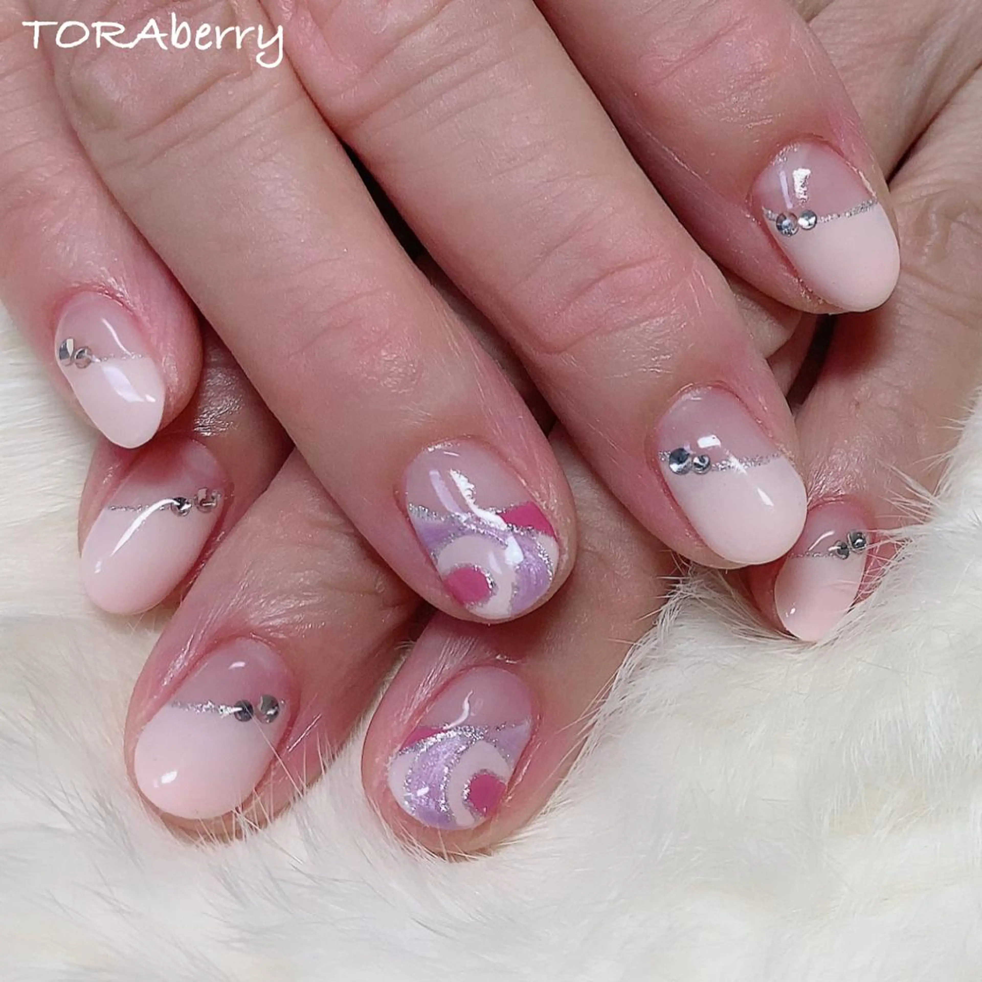 ネイル ハンドネイル ネイリスト なつみのネイルデザイン