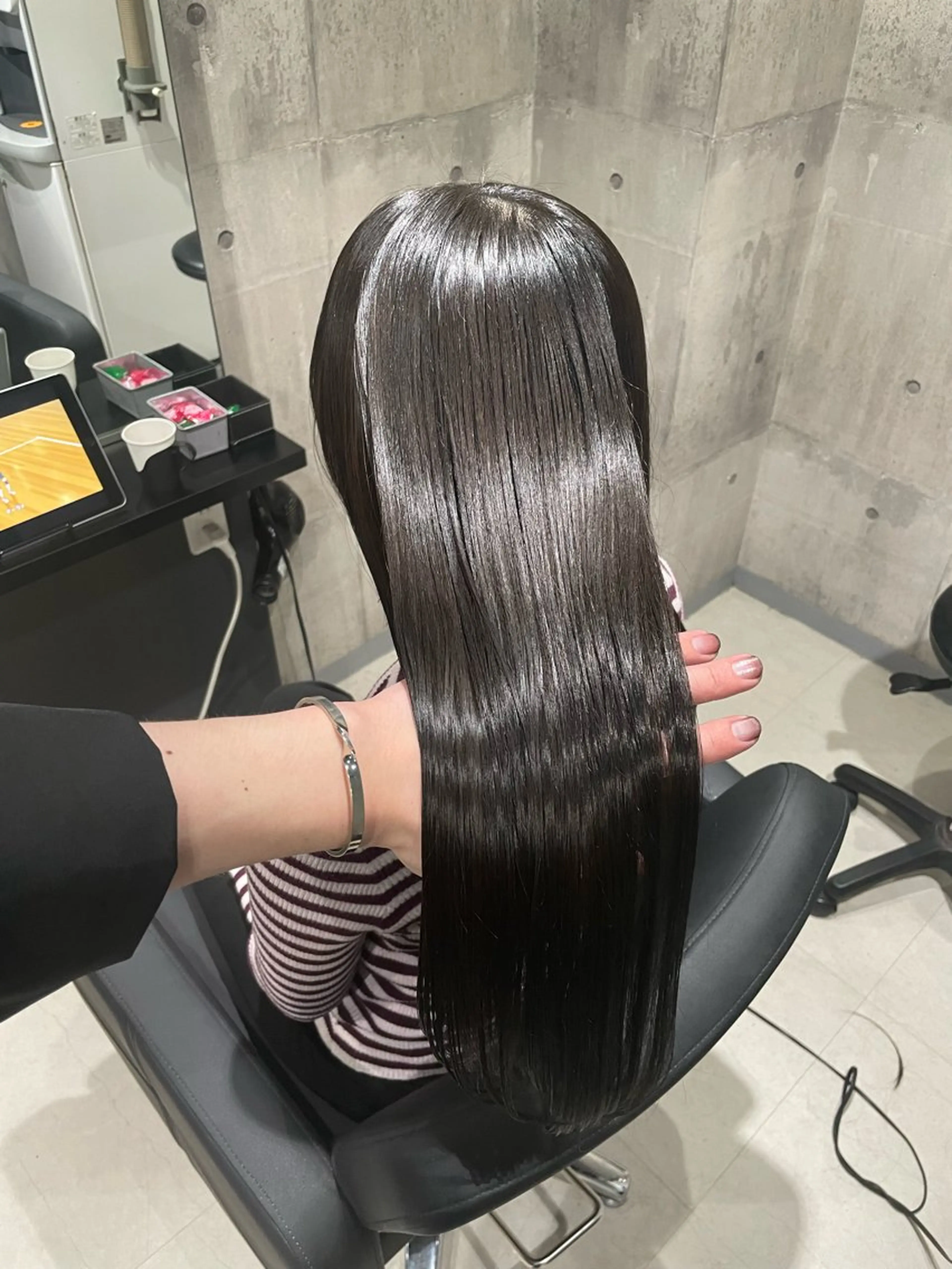 ロング カラー グレージュ オリーブグレージュ オリーブグレー 🫧透明感/美髪🫧 Hiroakiのヘアスタイル