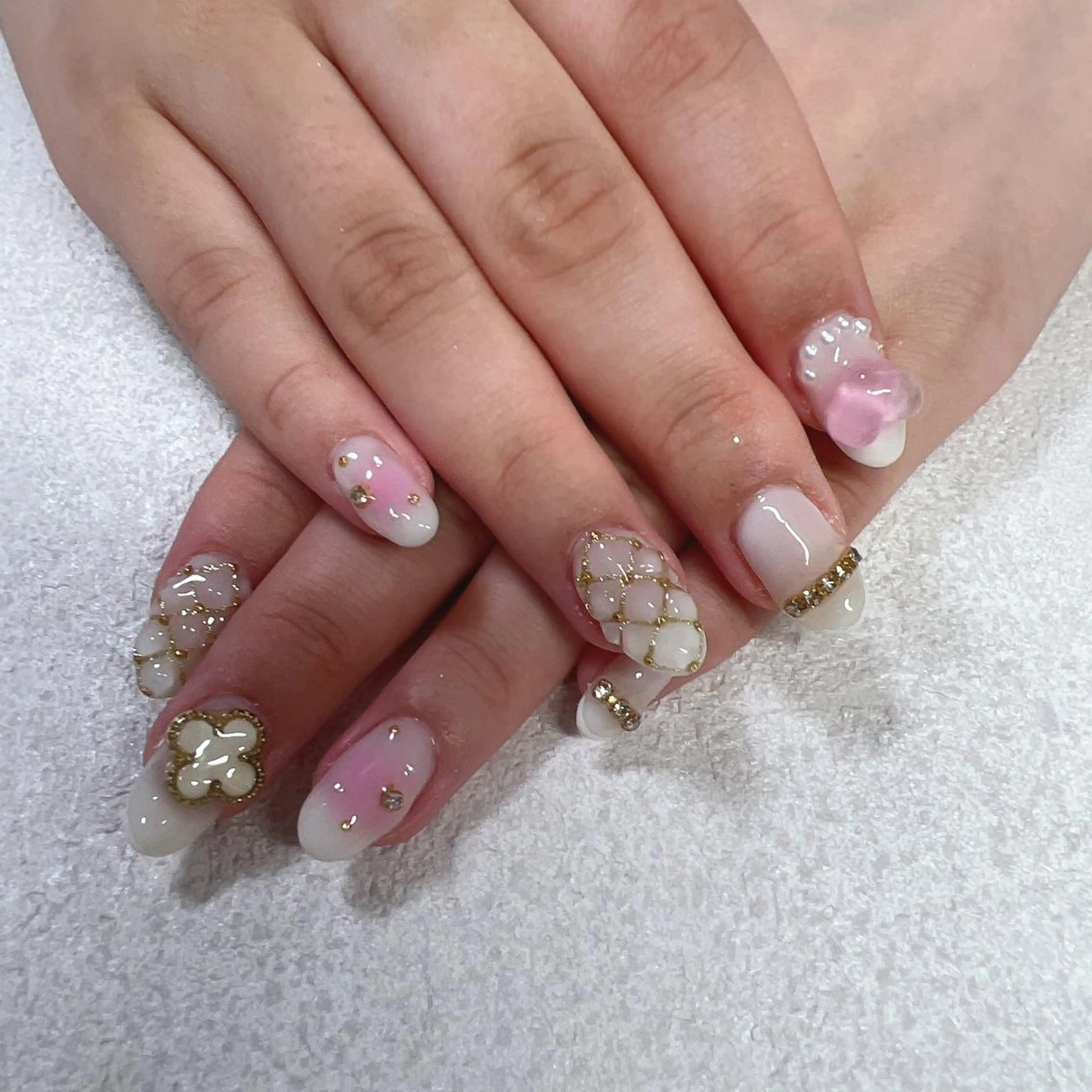 ネイル ハンドネイル Majesticrose_nail所属・nail l_yukiのネイルデザイン