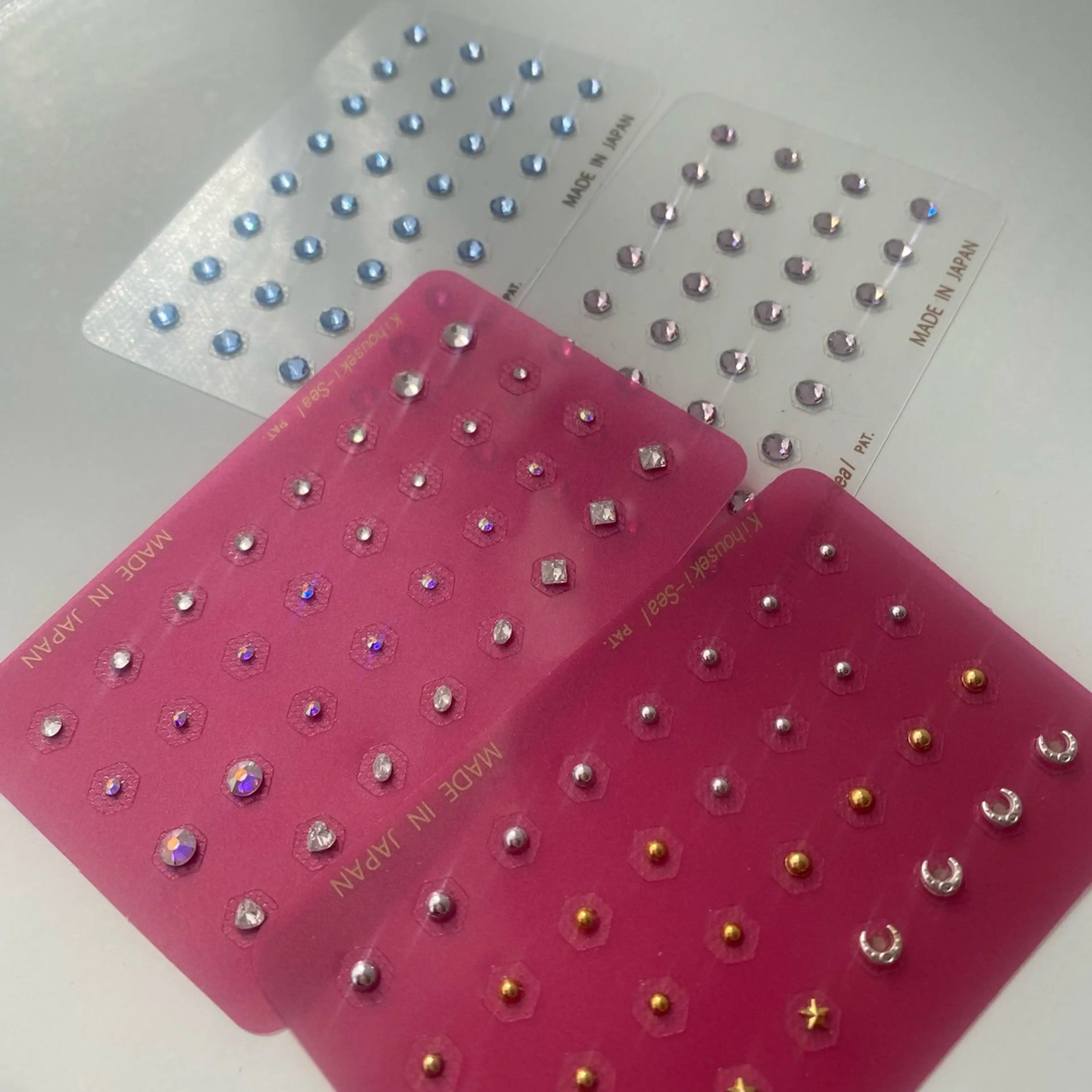 耳つぼジュエリー💎（両耳6ヶ所）の写真