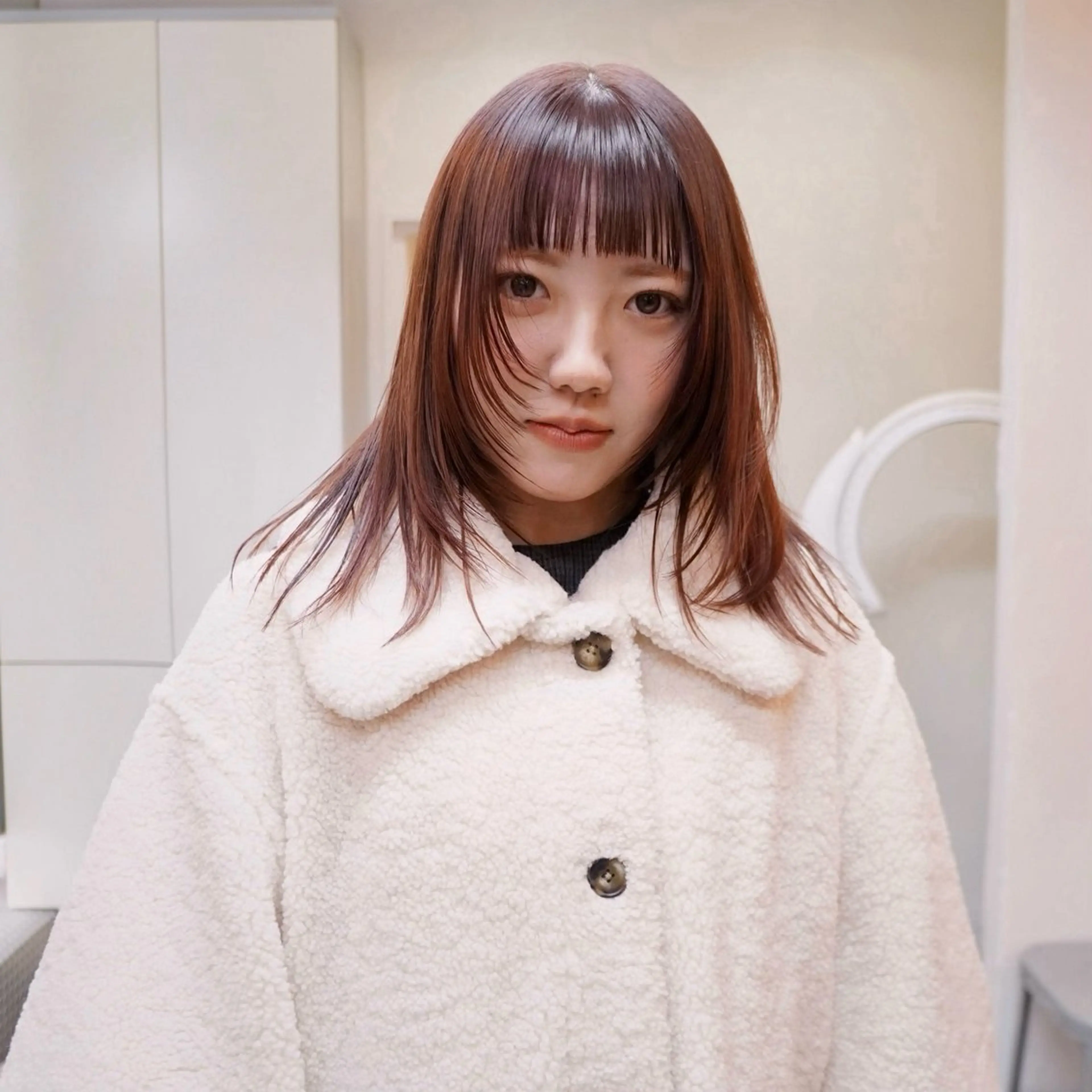 セミロング カラー ブラウンカラー ピンクカラー ピンクブラウン タッセルカット 今出 りょうやのヘアスタイル