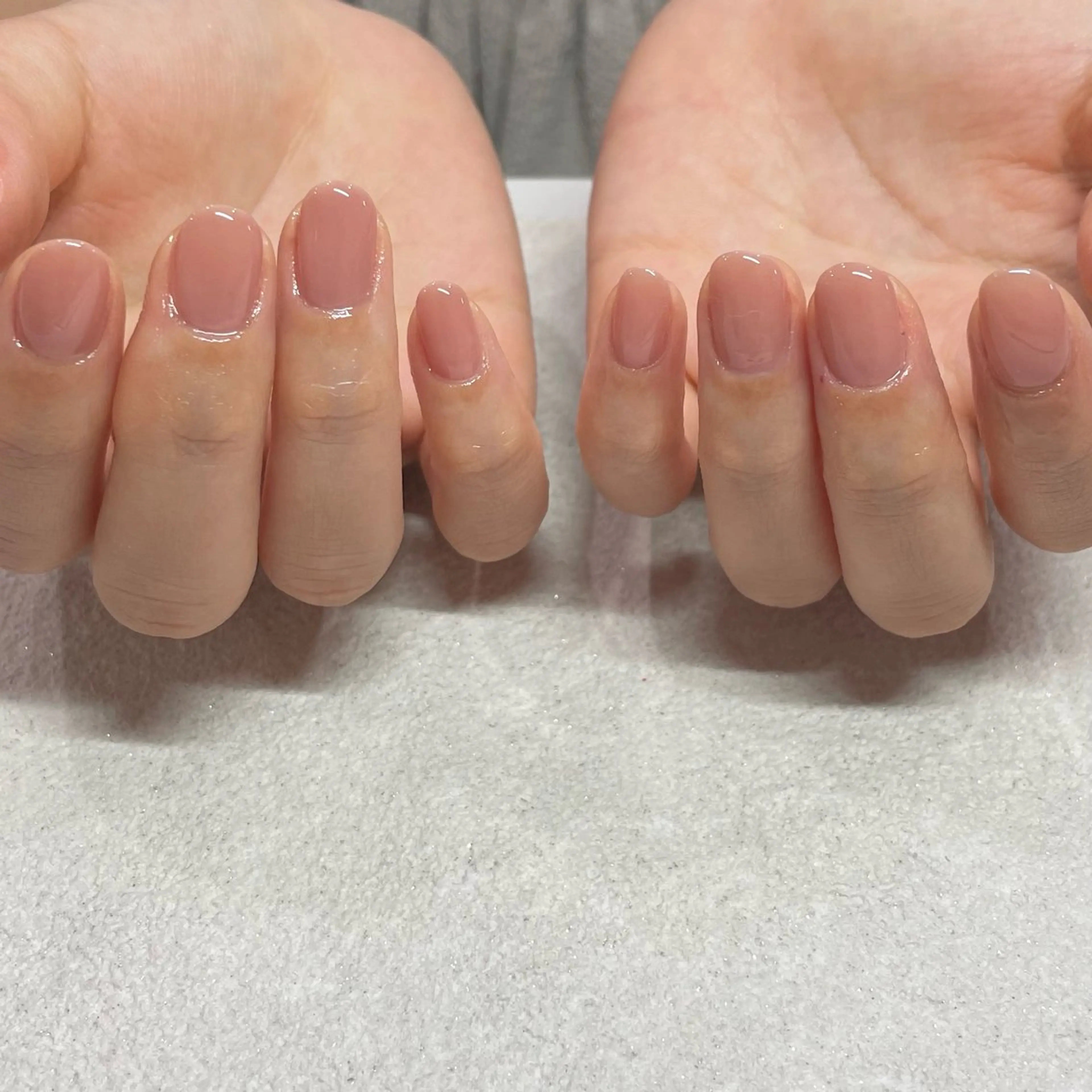 ネイル パラジェルサロン 大人女性が通うサロンのネイルデザイン