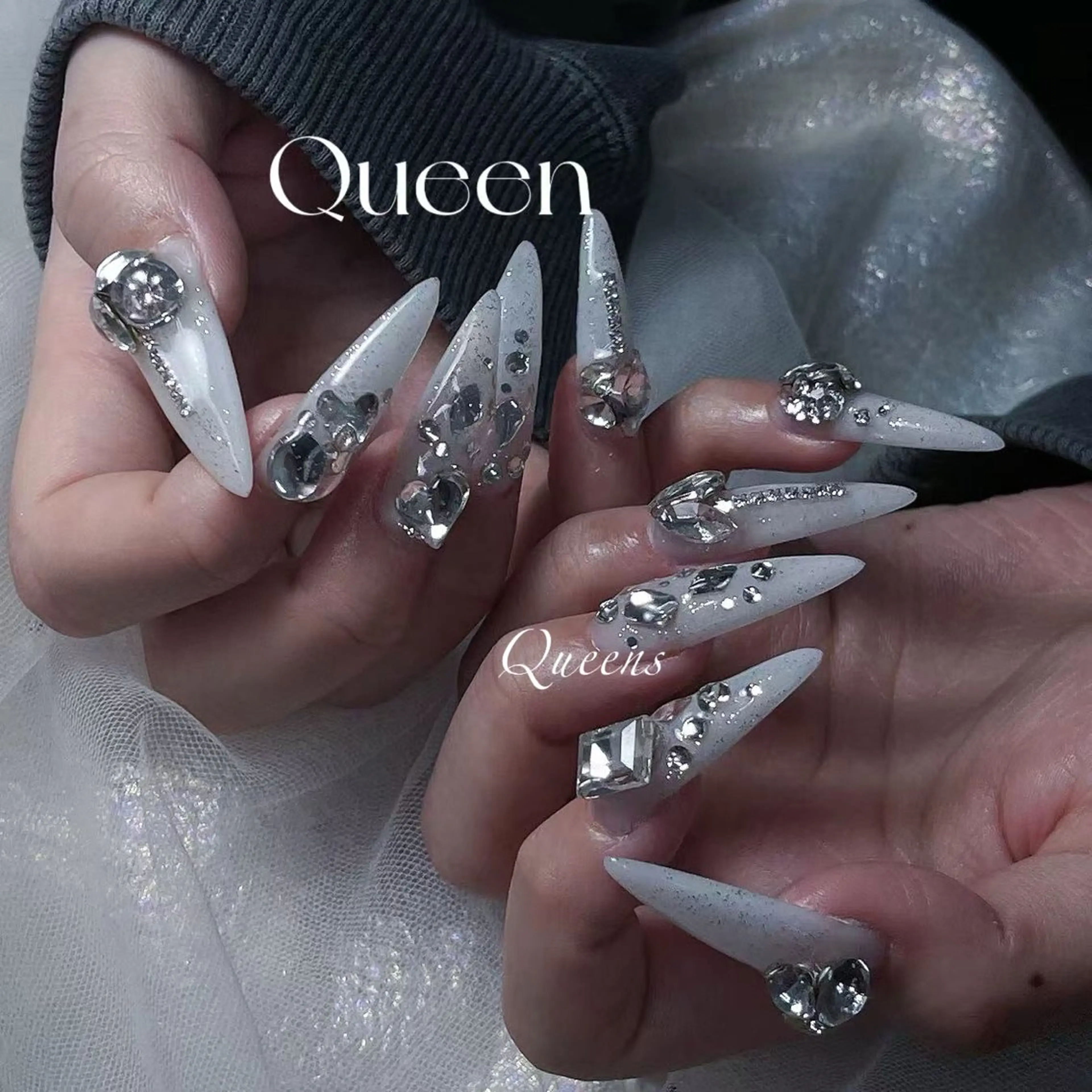 ネイル ハンドネイル Queens ひなのネイルデザイン