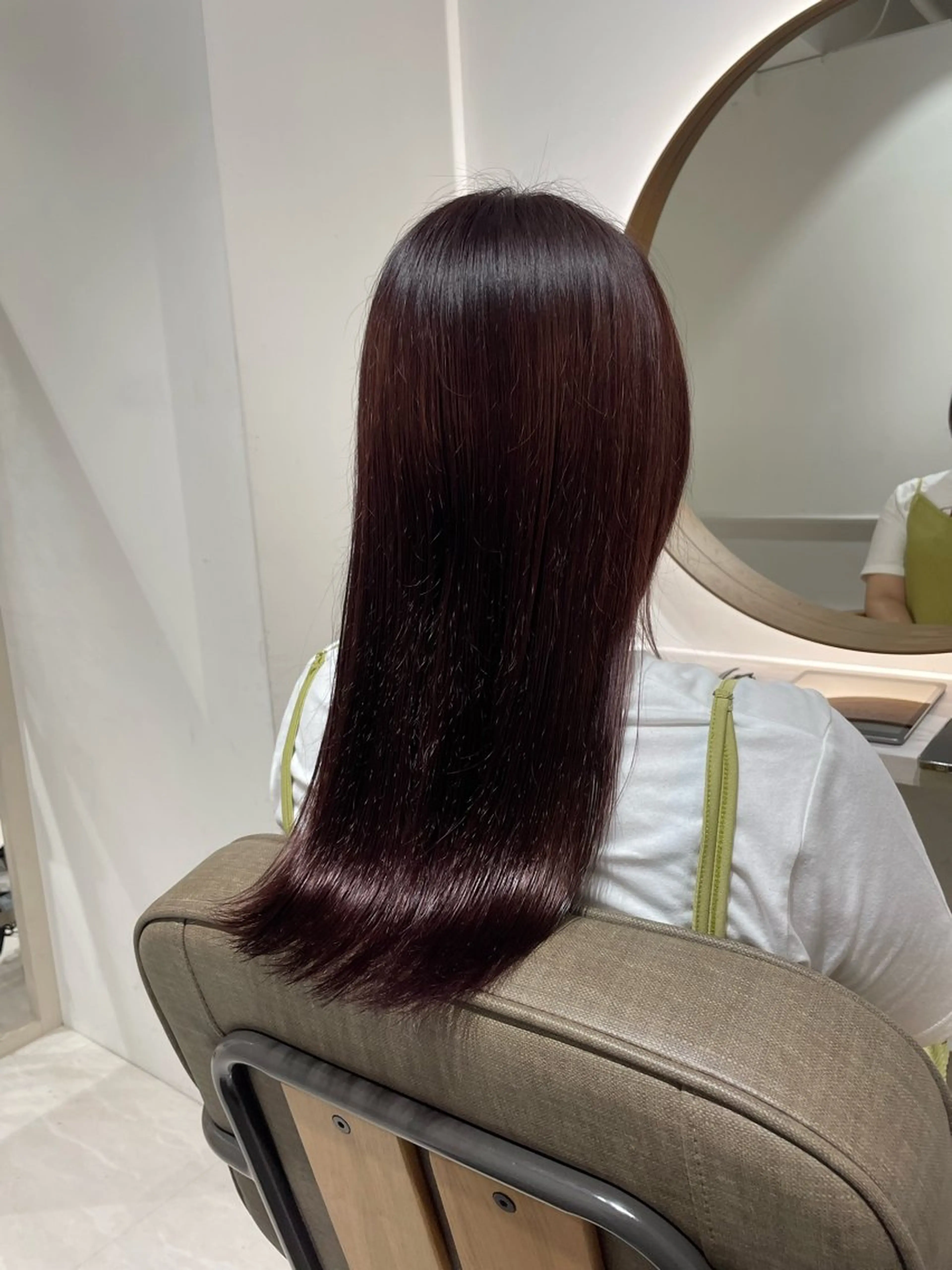 ロング ピンクブラウン 光岡 玲遠のヘアスタイル