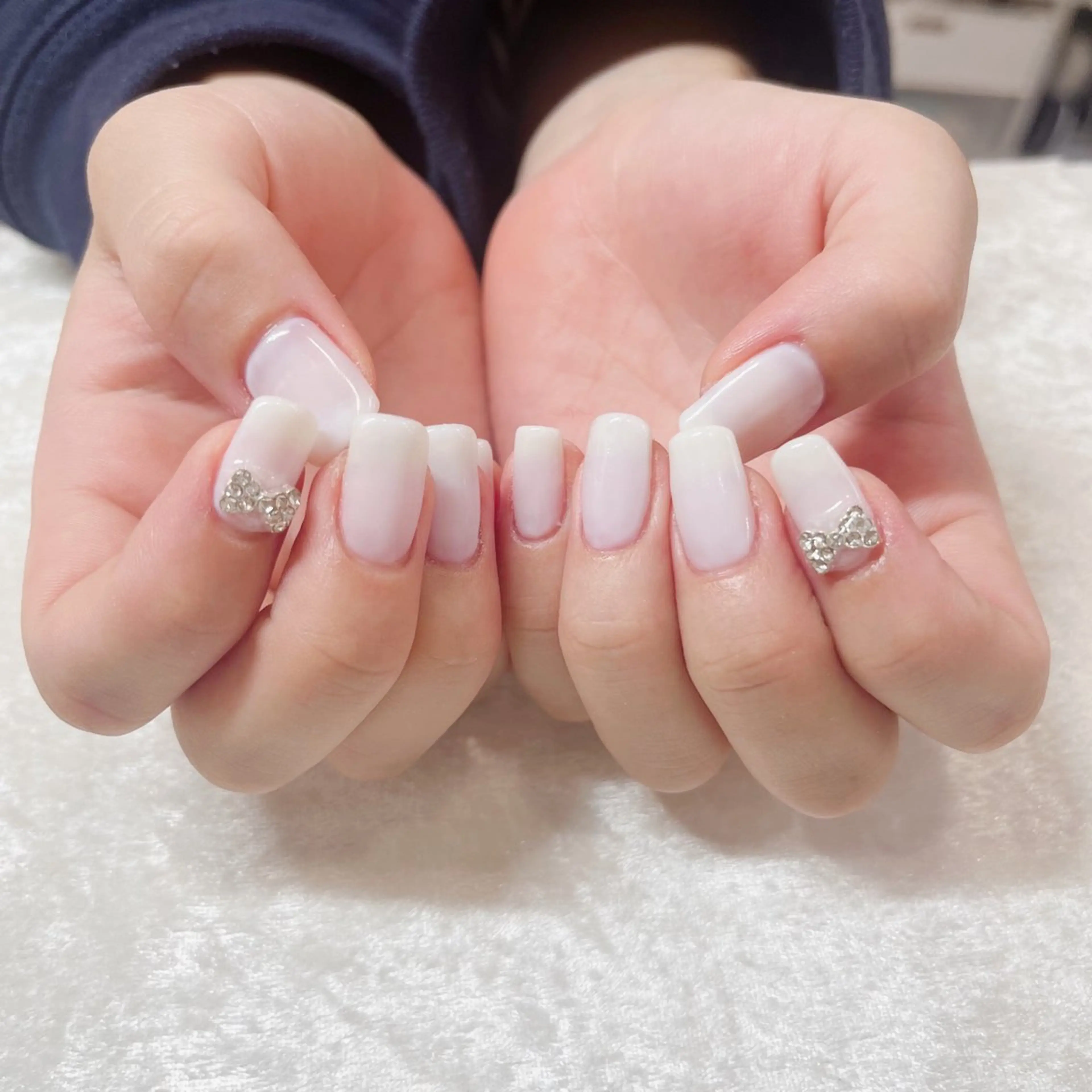 ネイル ハンドネイル Maya 🧊🫧‪のネイルデザイン